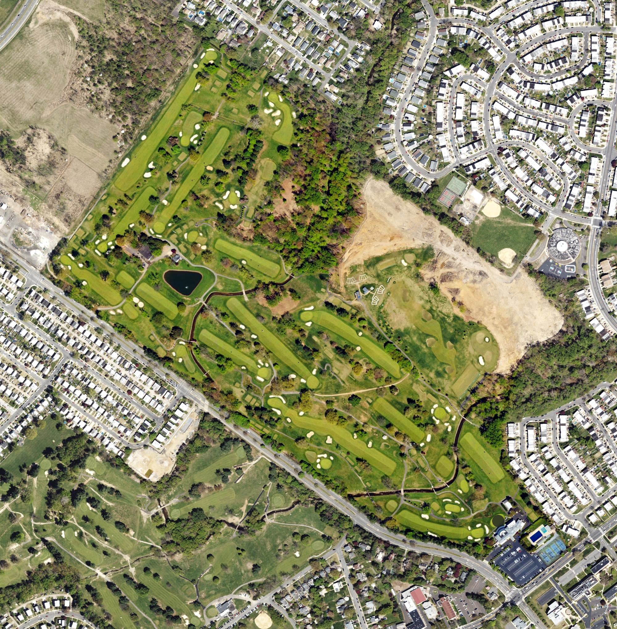Aerial view of Union League Golf Club, PA, with its hole routing marked