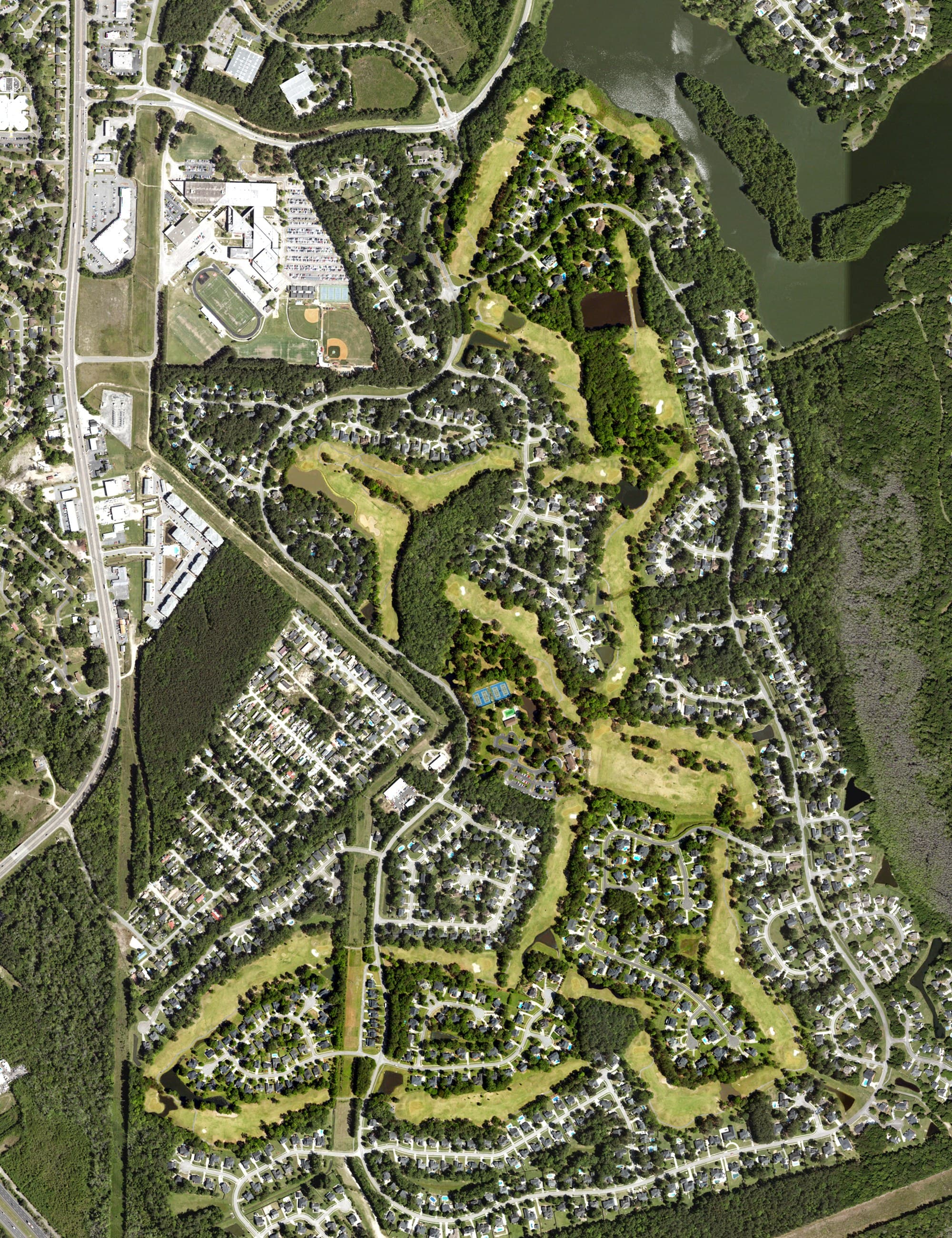 Aerial view of Crowfield Golf Club, SC, with its hole routing marked