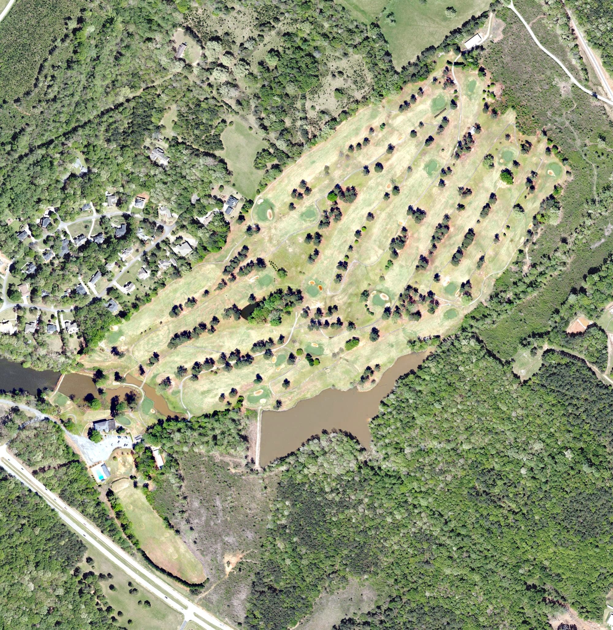 Aerial view of Lakeside Country Club, SC, with its hole routing marked