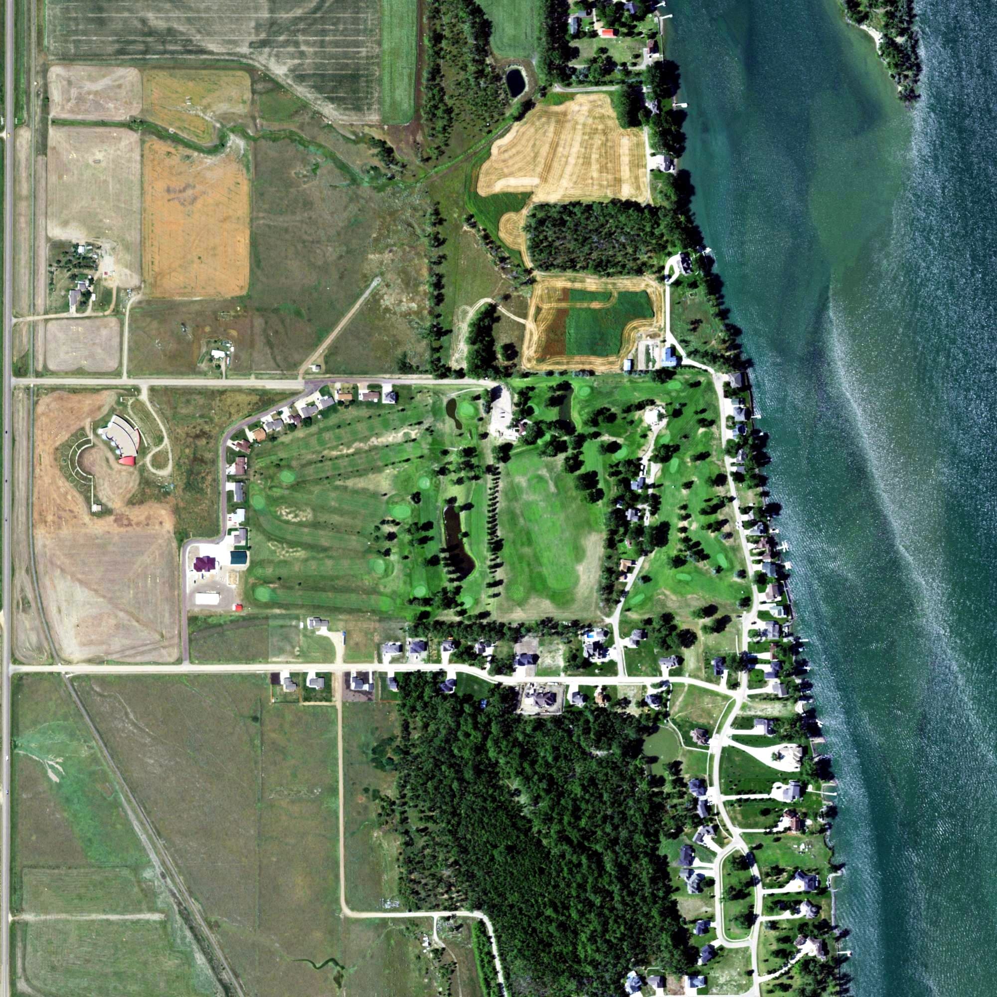 Aerial view of Dunes Golf Course, SD, with its hole routing marked