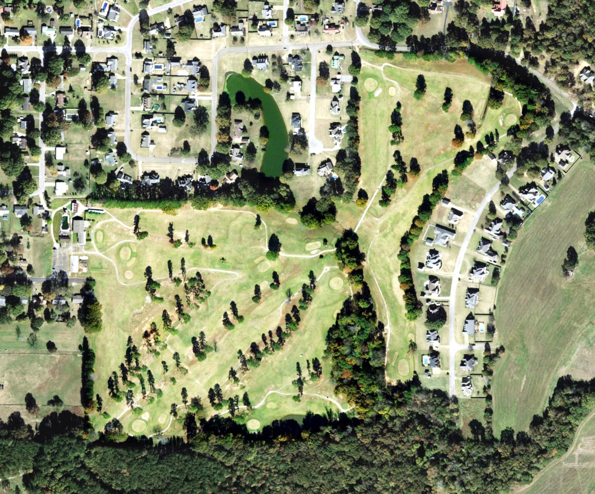 Aerial view of Hardeman County Golf Club, TN, with its hole routing marked