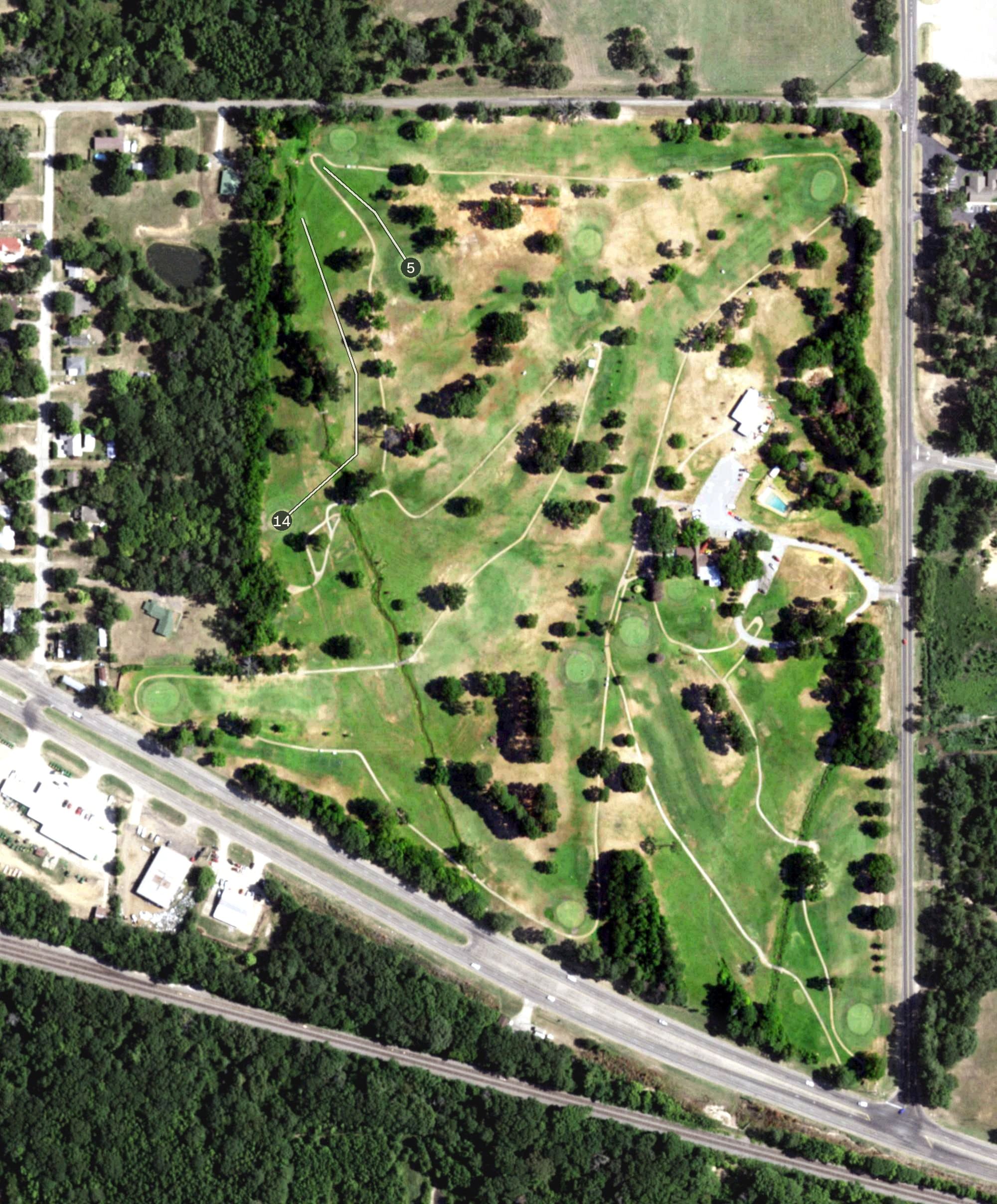Aerial view of Mineola Country Club, TX, with its hole routing marked