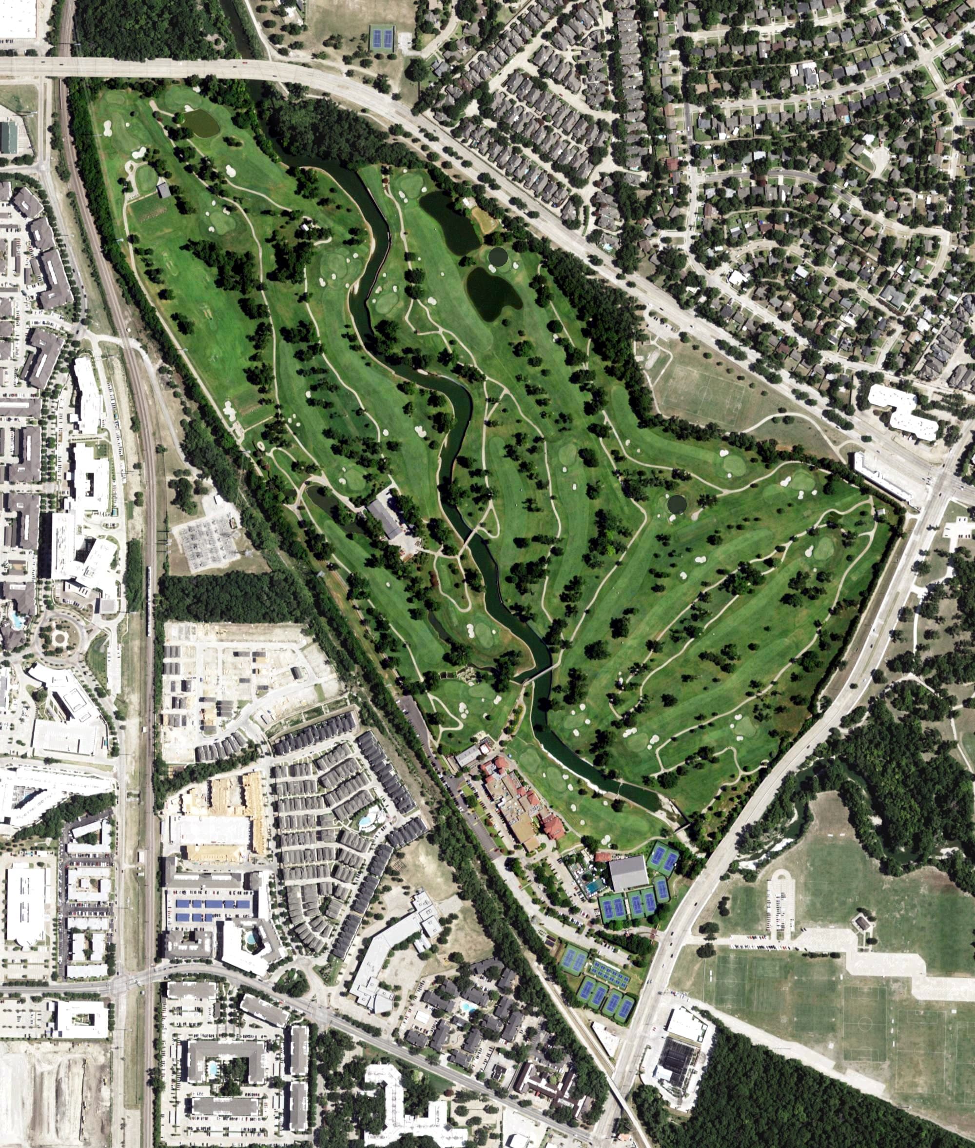 Aerial view of Royal Oaks Country Club, TX, with its hole routing marked