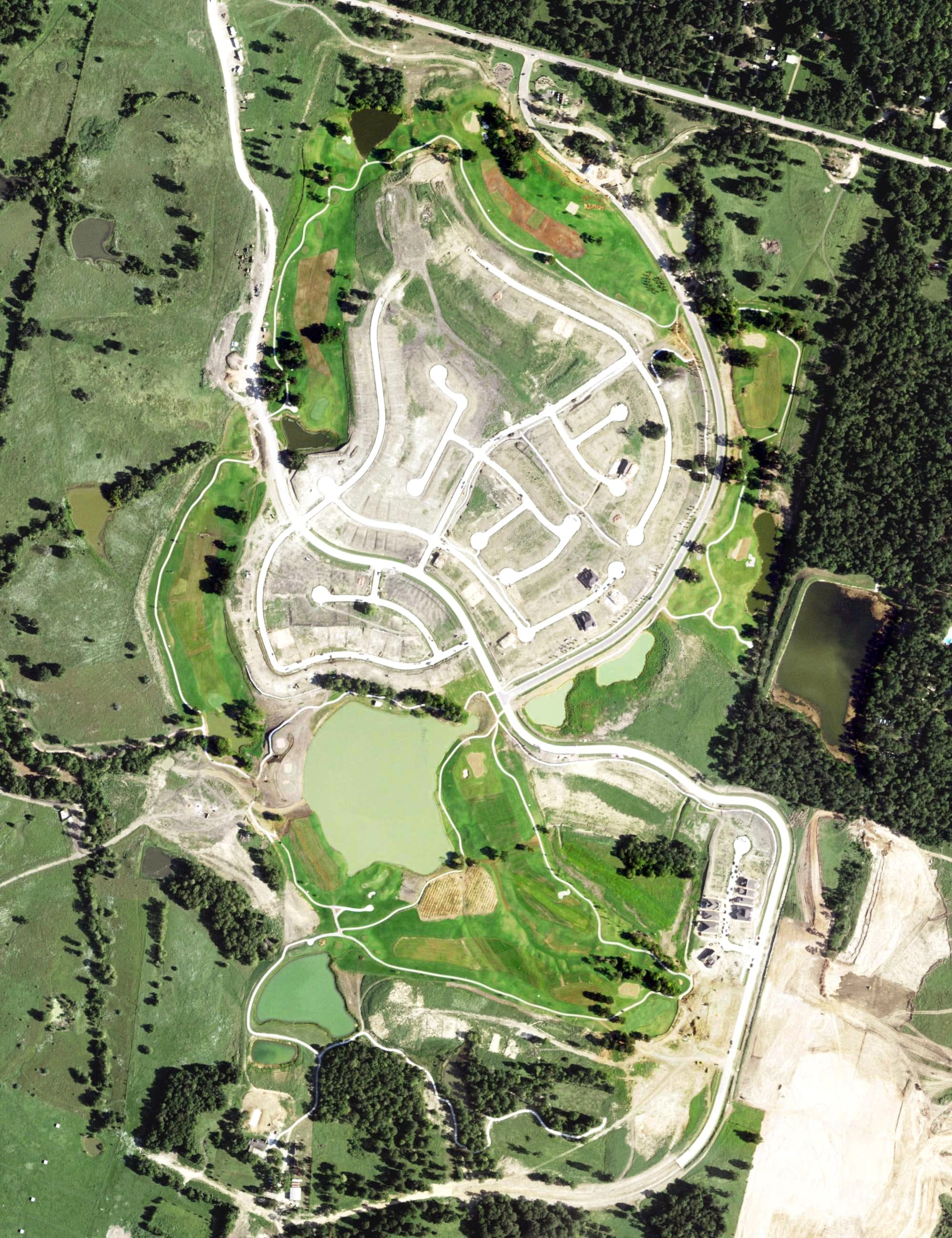Aerial view of Tom Lehman Golf Course, TX, with its hole routing marked