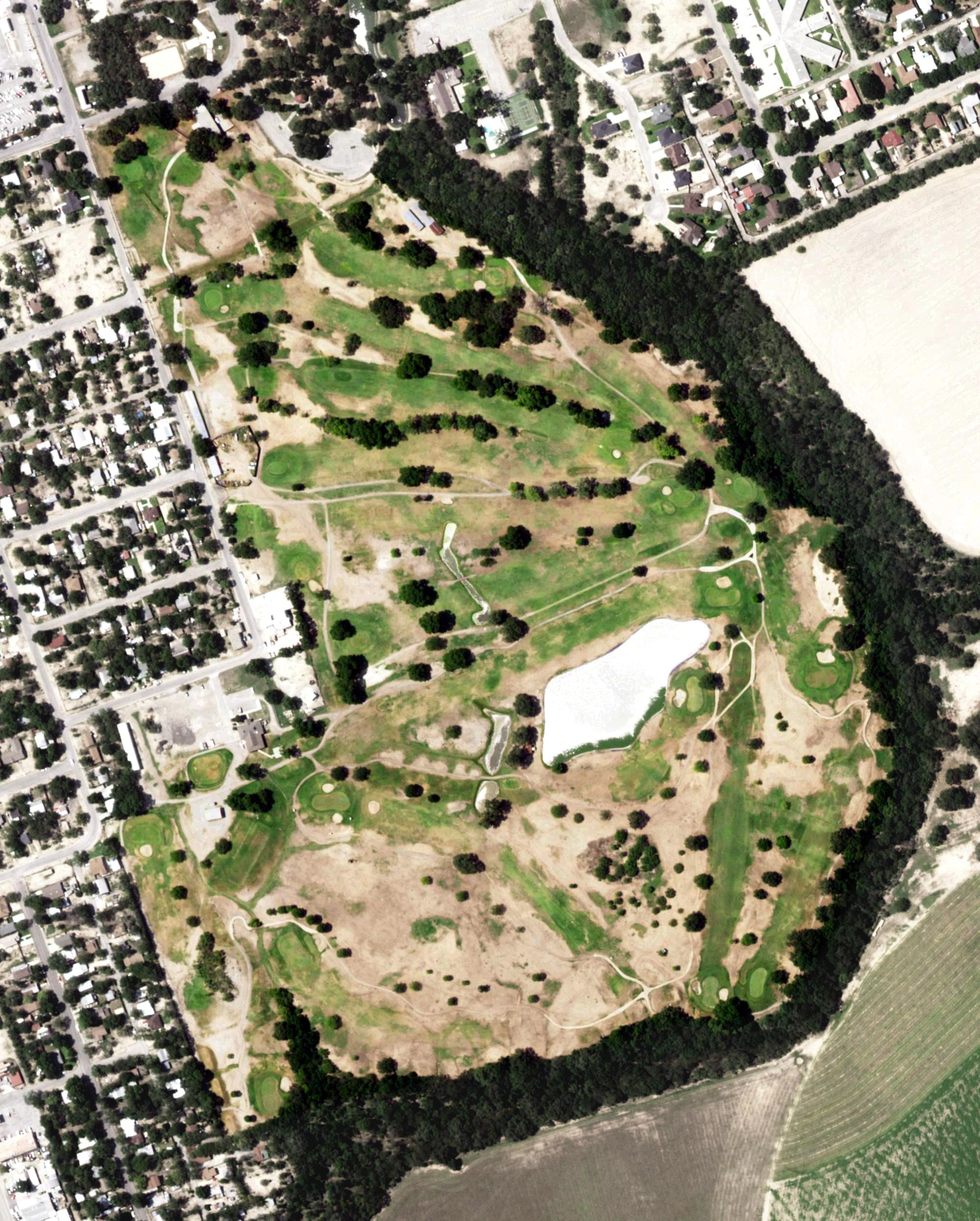 Aerial view of Uvalde Country Club, TX, with its hole routing marked