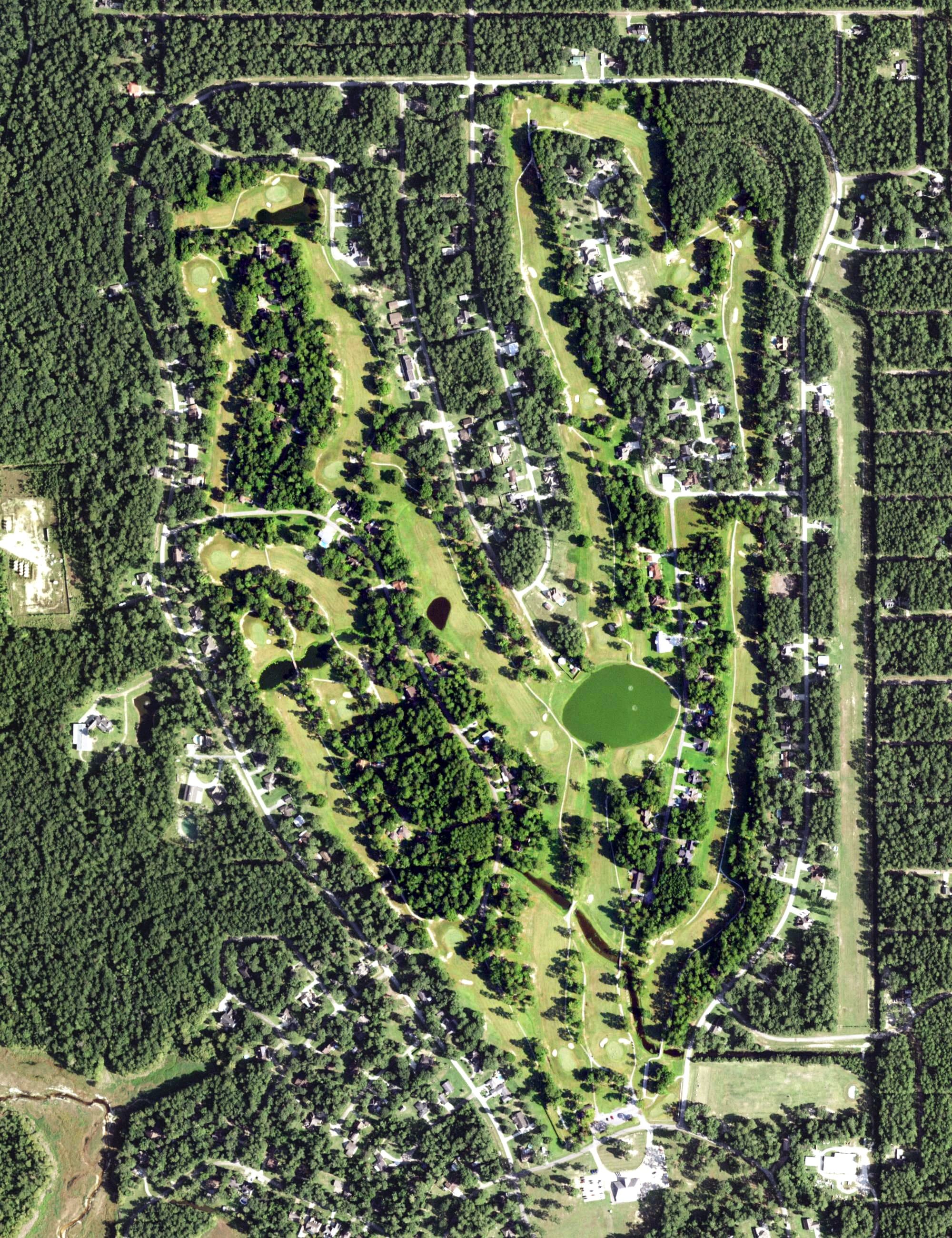 Aerial view of Wildwood Golf Course, TX, with its hole routing marked