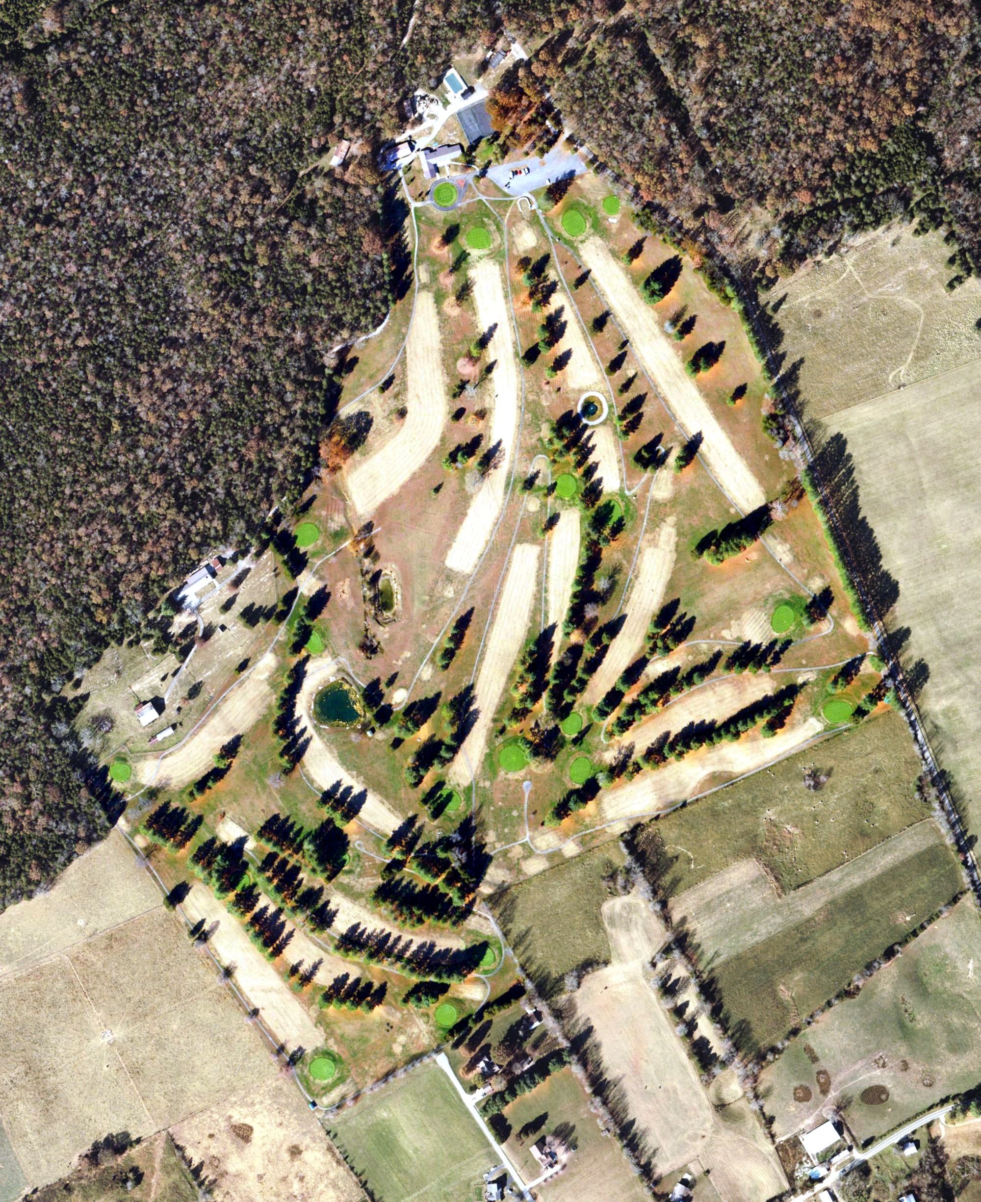 Aerial view of Cedar Hill Country Club, VA, with its hole routing marked