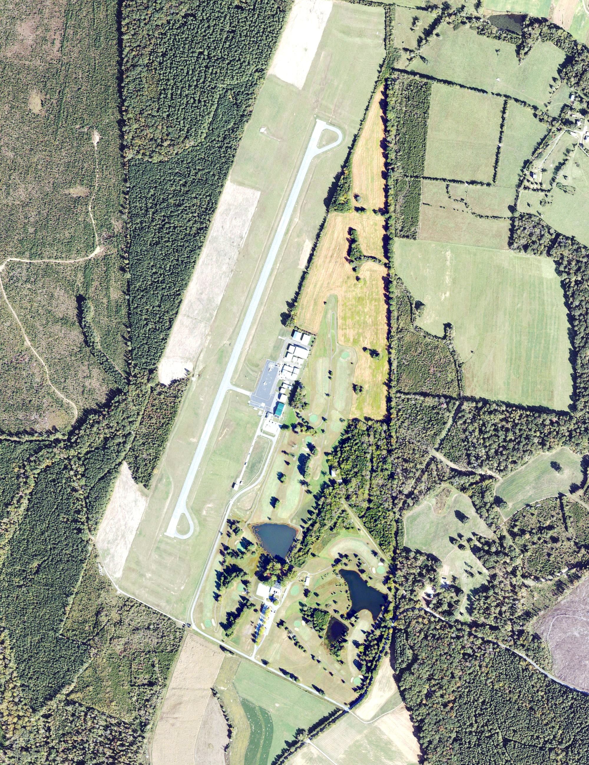 Aerial view of Farmville Municipal Golf Course, VA, with its hole routing marked
