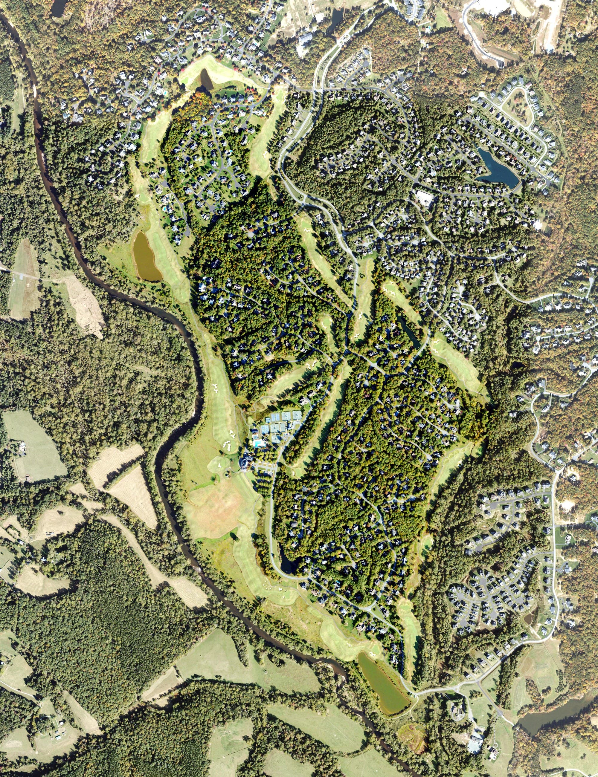 Aerial view of Glenmore Country Club, VA, with its hole routing marked