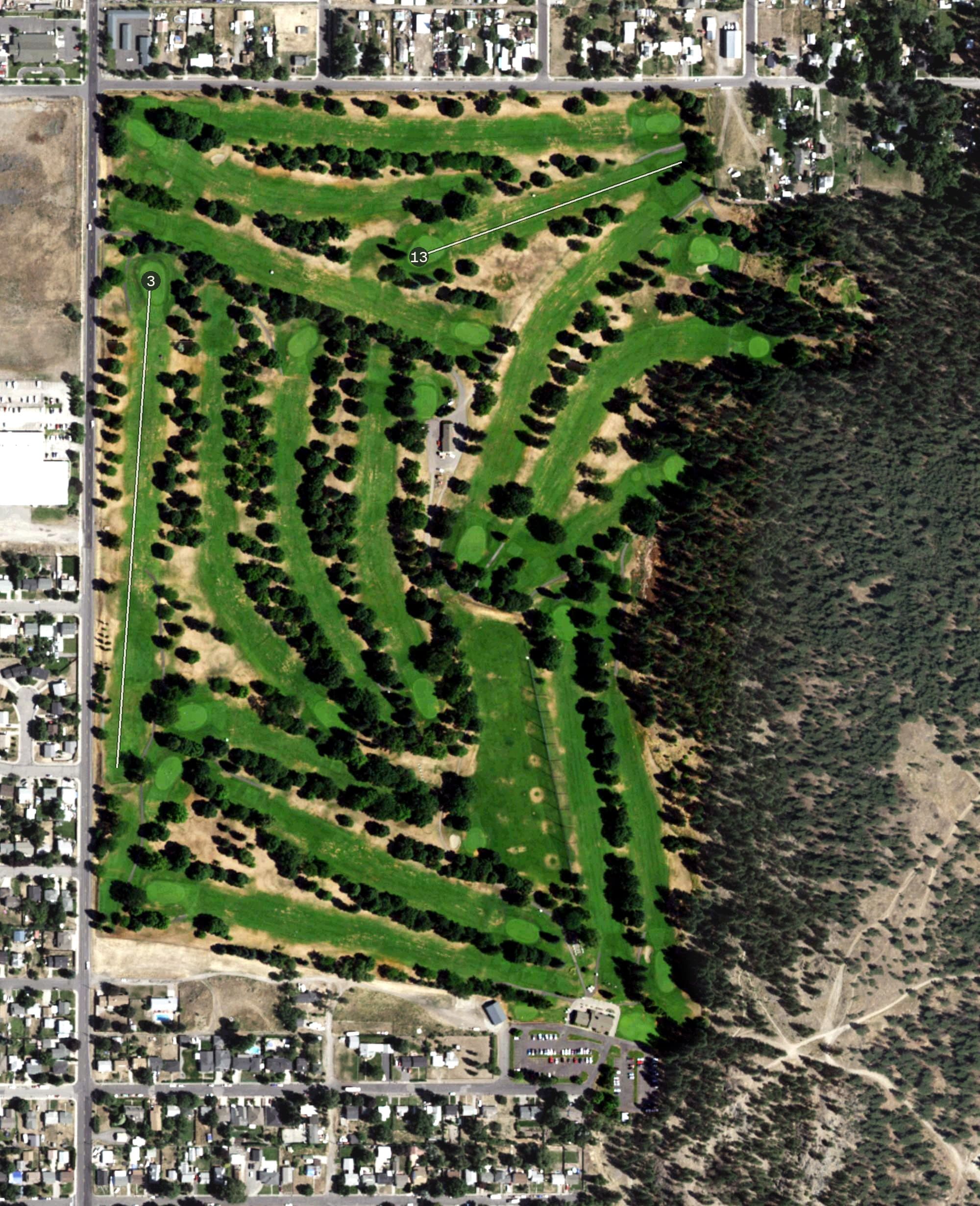 Aerial view of Esmeralda Municipal Golf Course, WA, with its hole routing marked