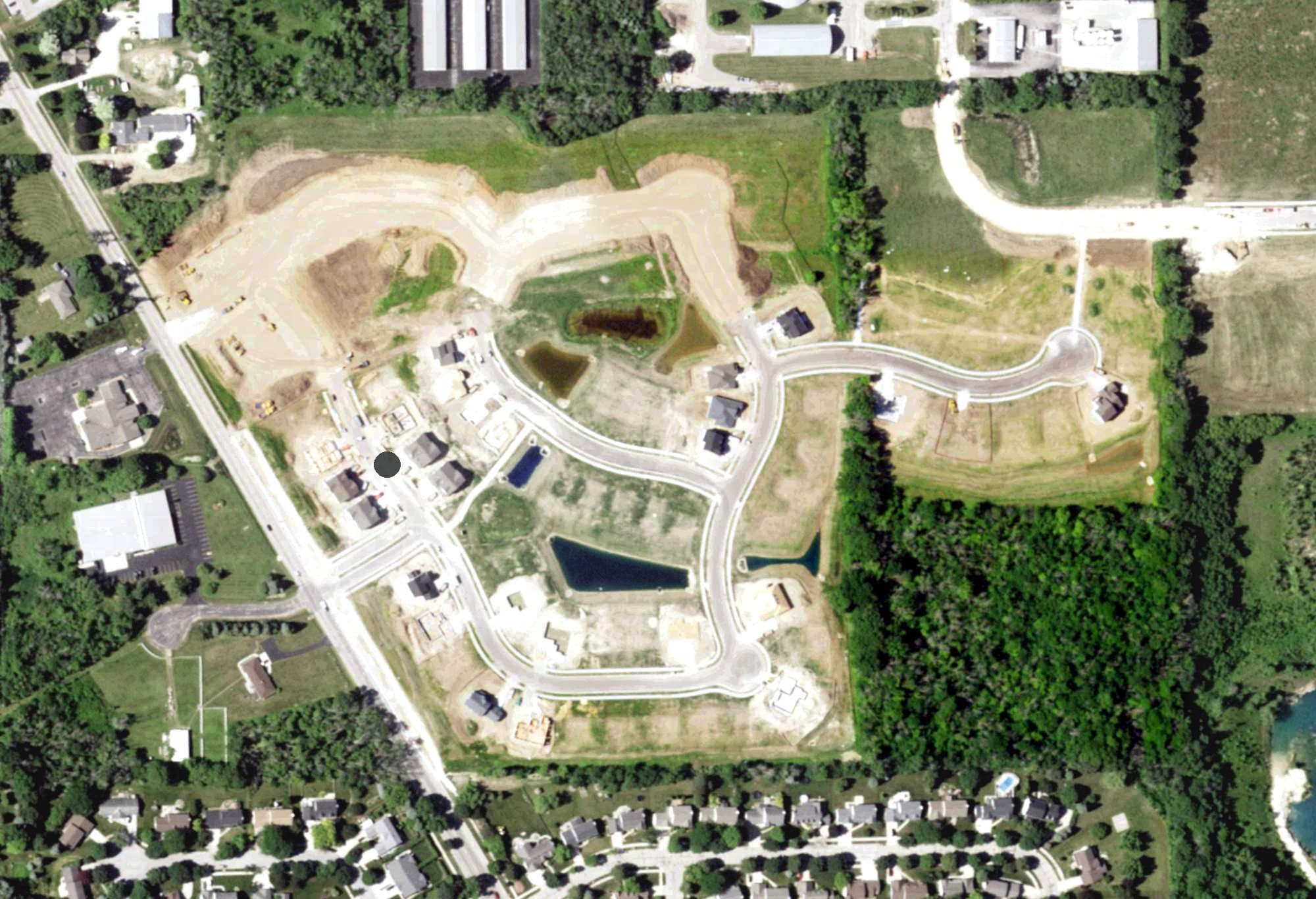 Aerial view of Baehmann's Par 3 Course, WI, with its hole routing marked