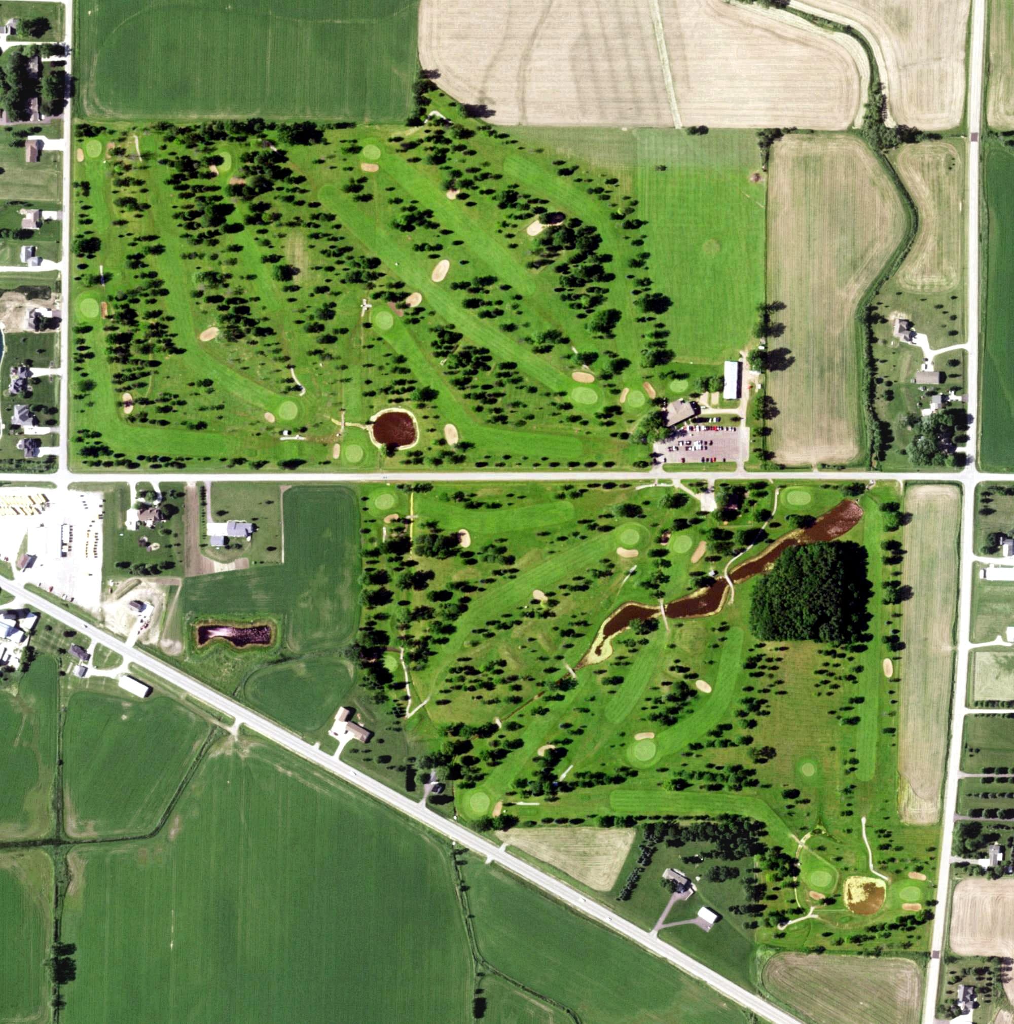 Aerial view of Countryside Golf Club, WI, with its hole routing marked