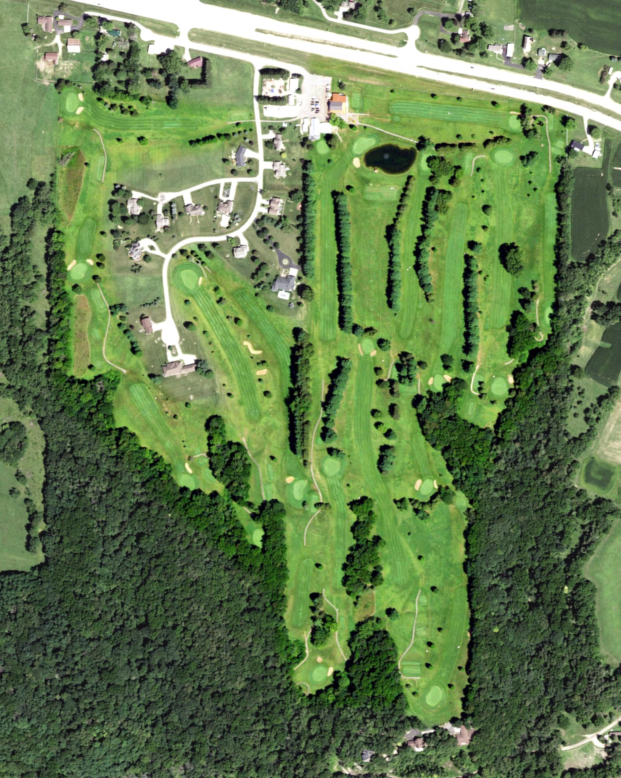 Aerial view of Prairie du Chien Country Club, WI, with its hole routing marked