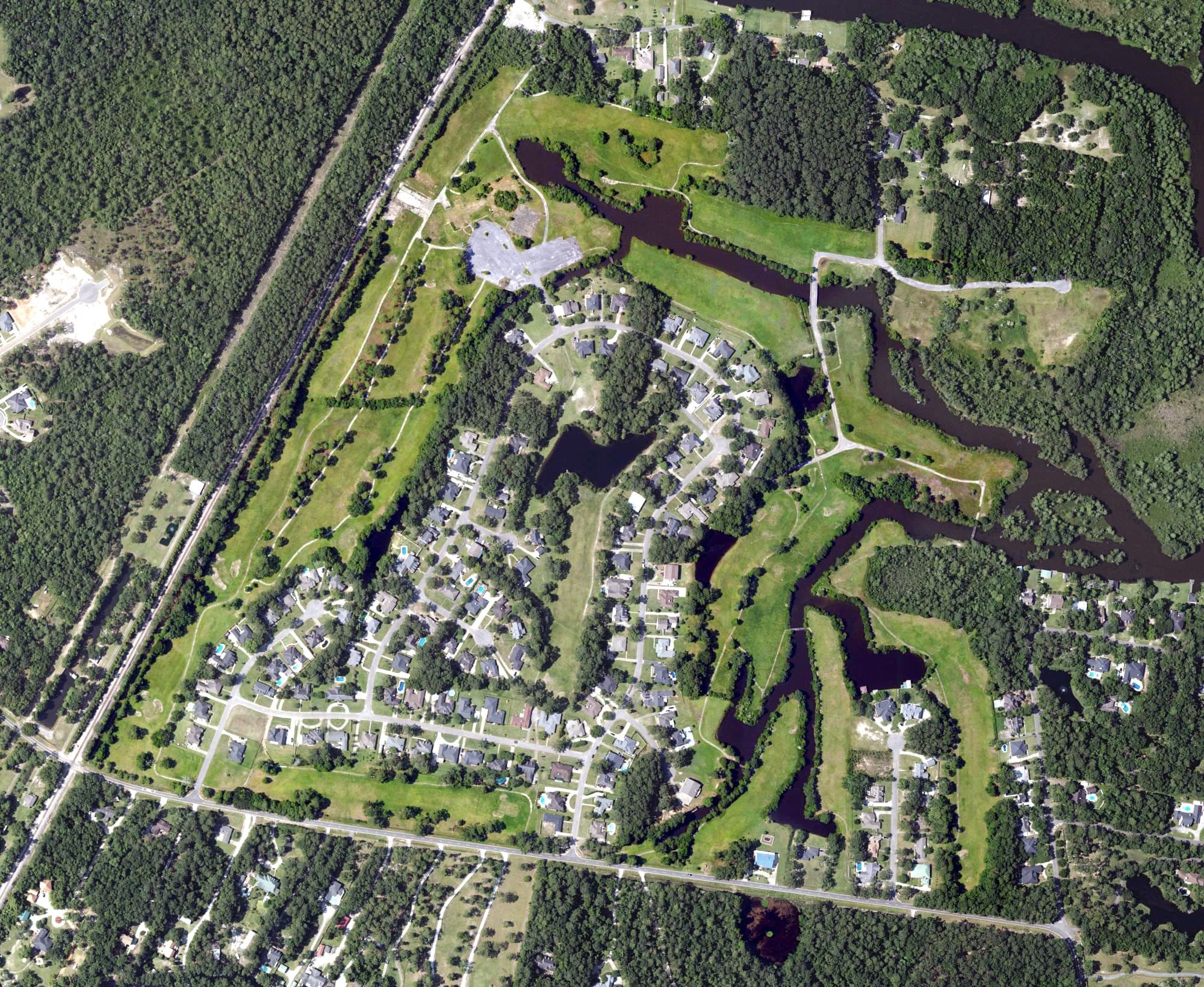 Aerial view of Cypress Creek Golf Course, AL, with its hole routing marked