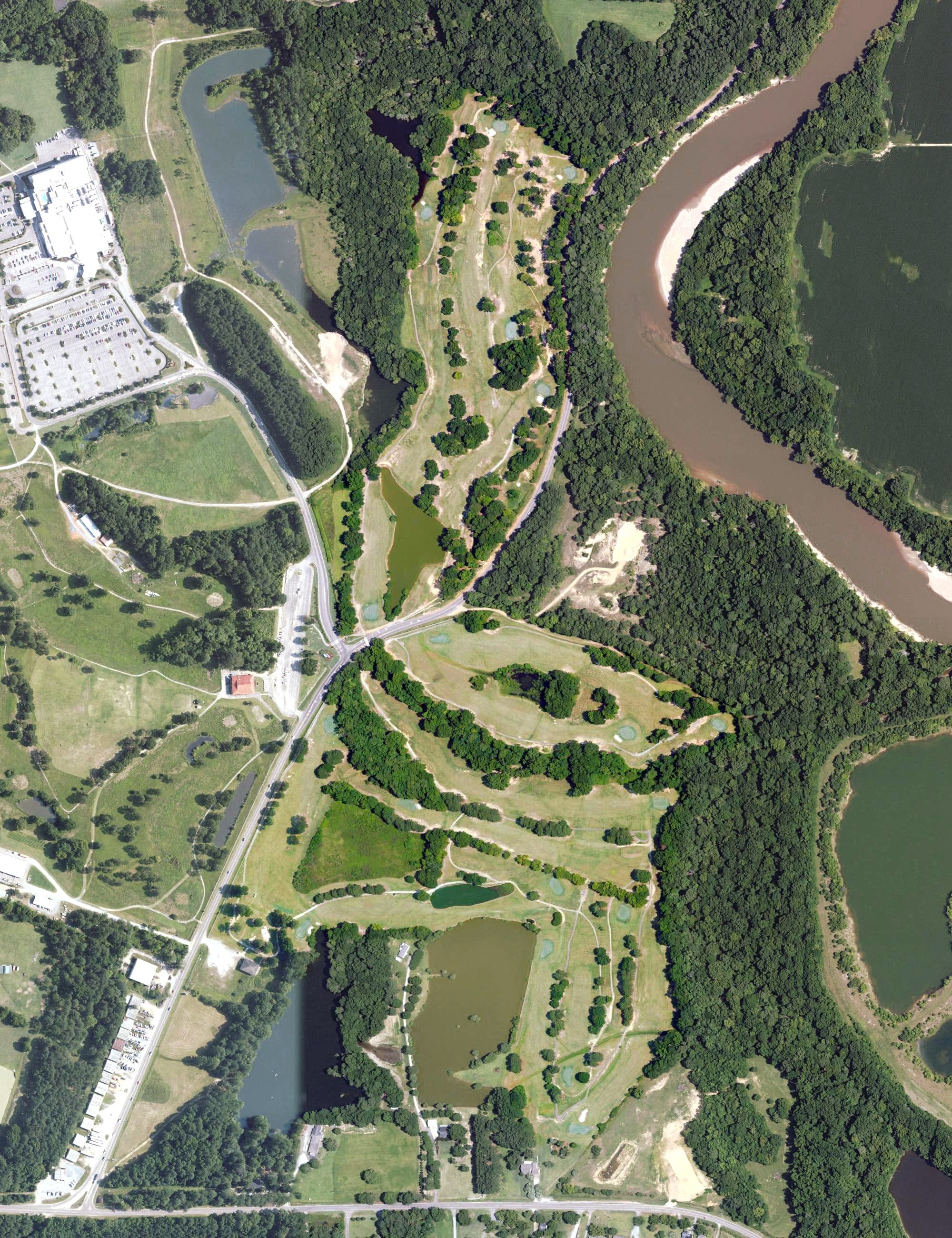 Aerial view of Kolomi, AL, with its hole routing marked
