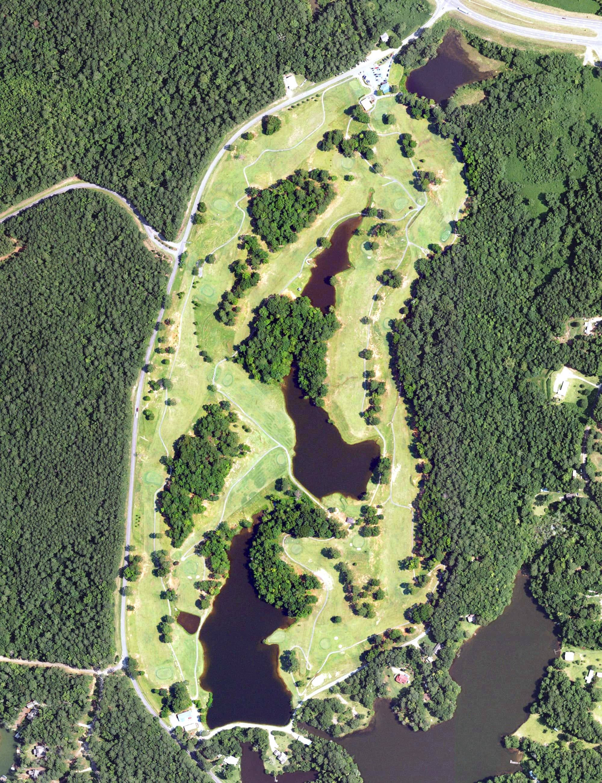 Aerial view of Lakewinds Golf Course, AL, with its hole routing marked
