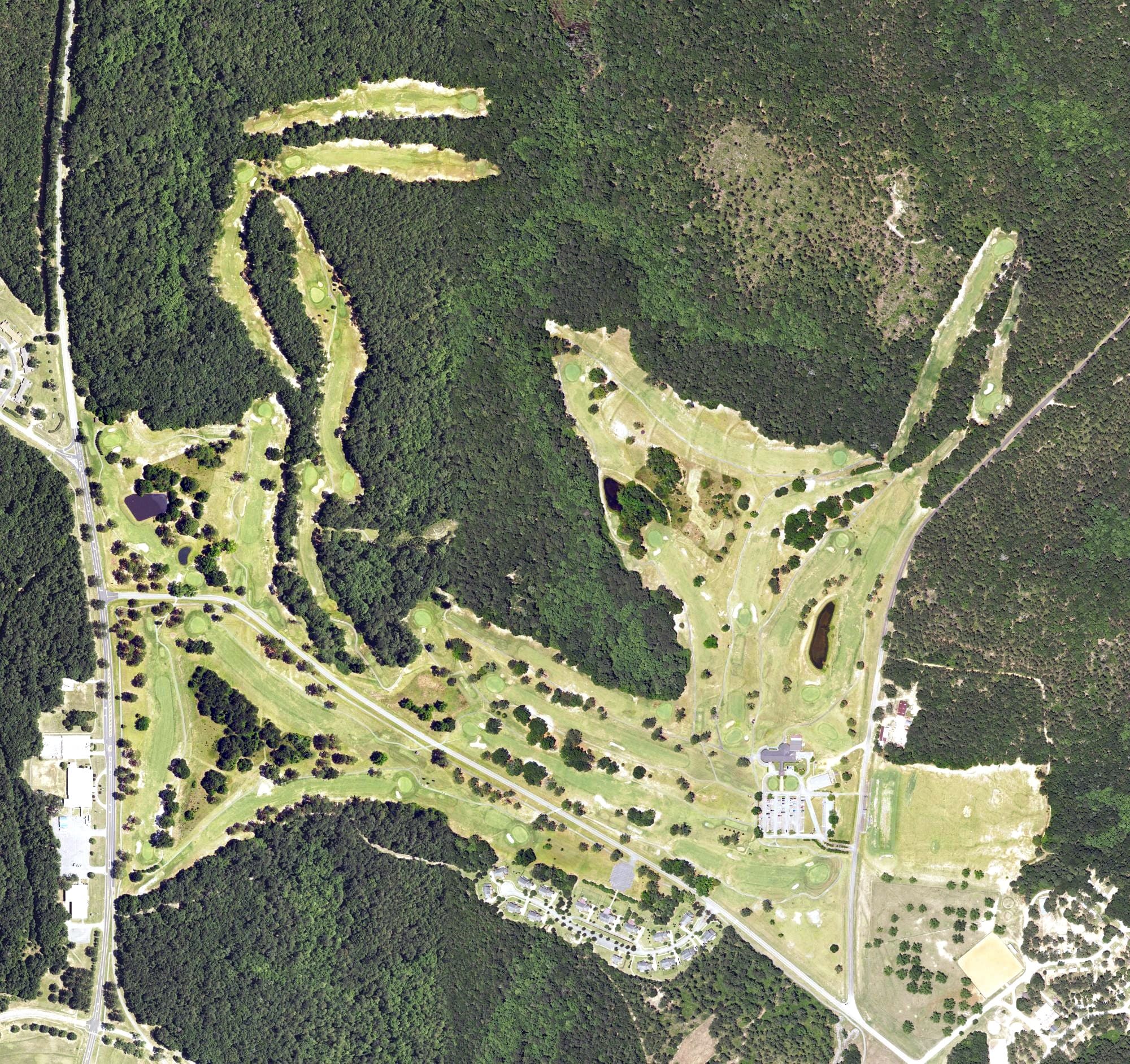 Aerial view of Silver Wings Golf Course, AL, with its hole routing marked