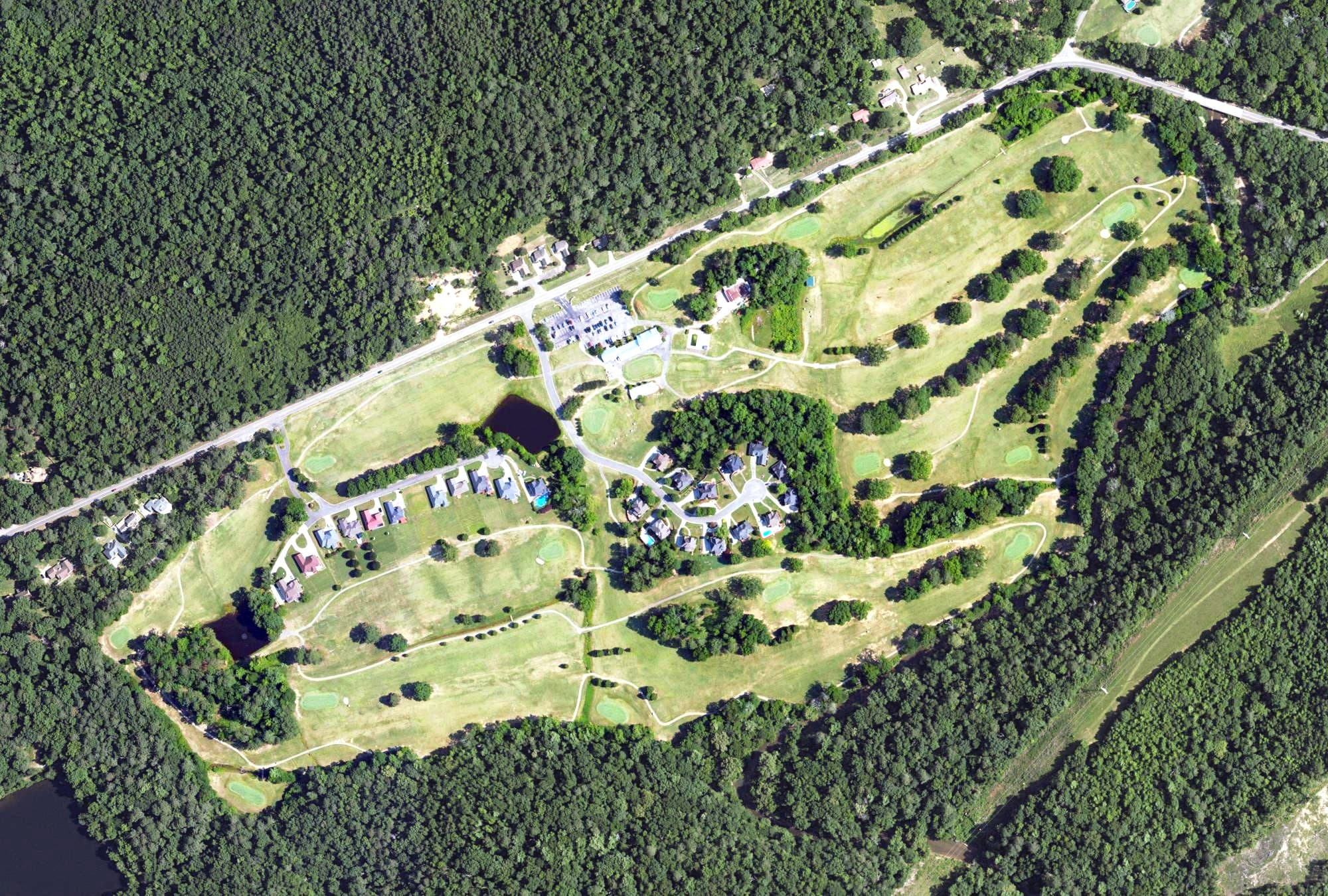 Aerial view of Trussville Country Club, AL, with its hole routing marked