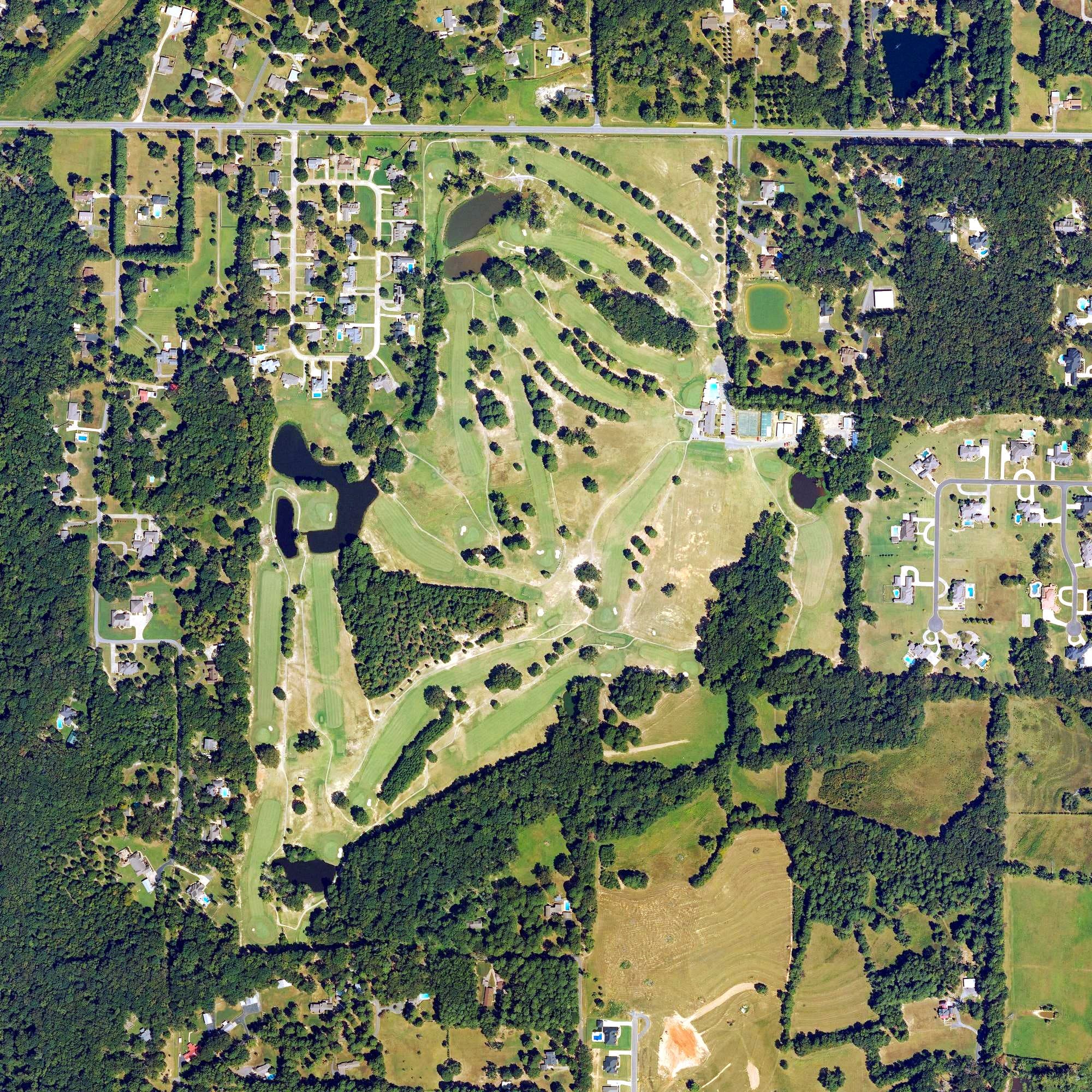Aerial view of Rolling Hills Country Club, AR, with its hole routing marked