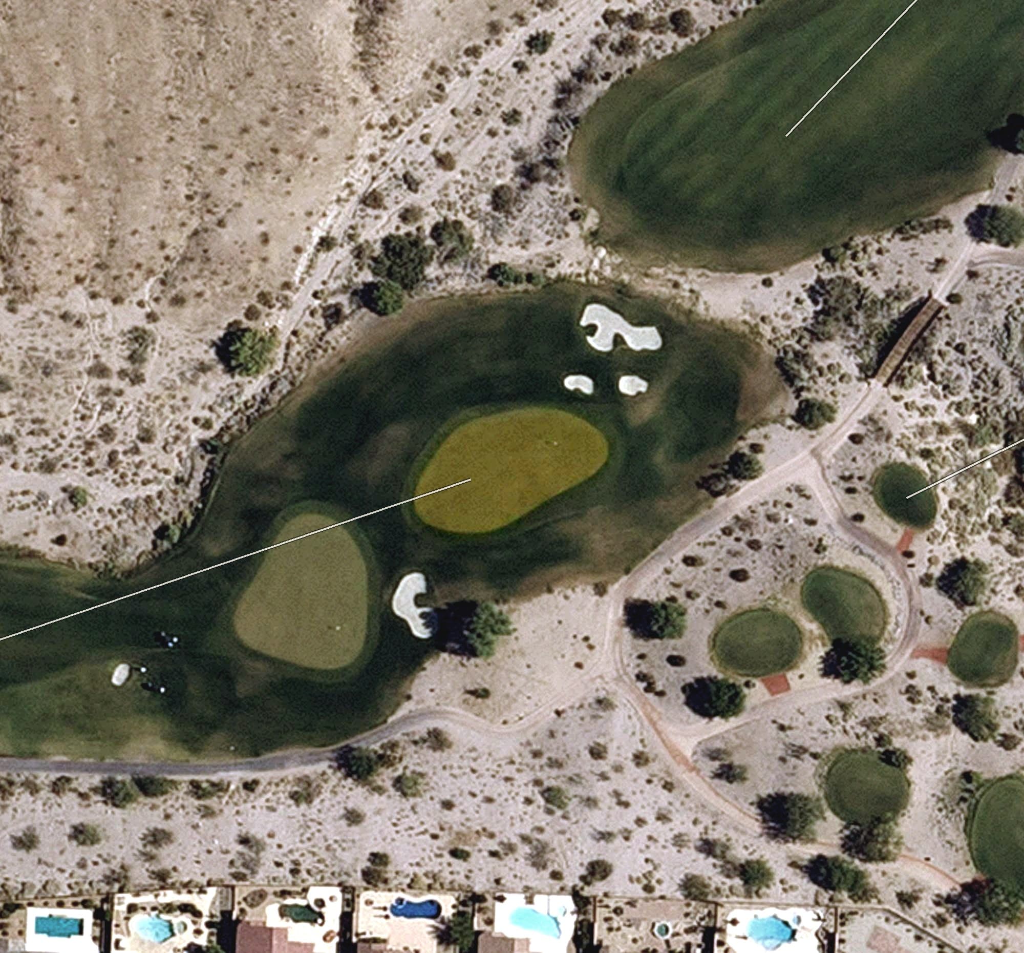 Aerial view of #8 White Tee, AZ, with its hole routing marked