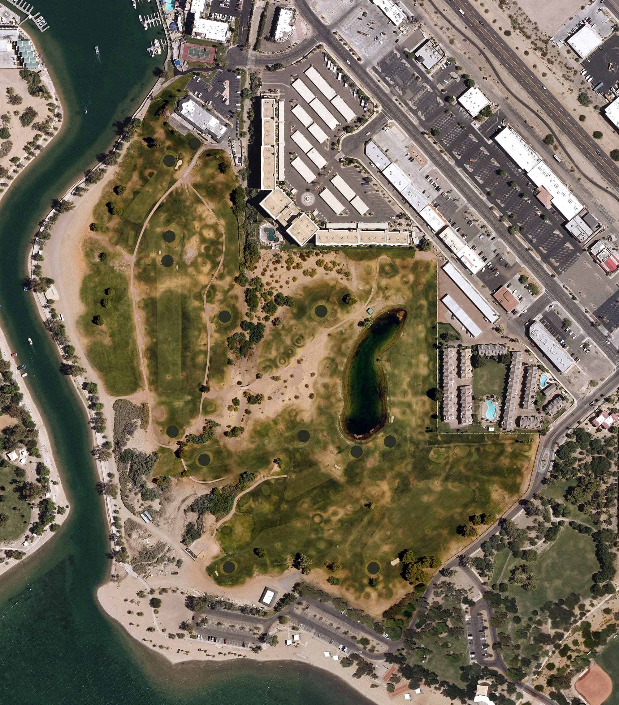 Aerial view of Bridgewater Links, AZ, with its hole routing marked