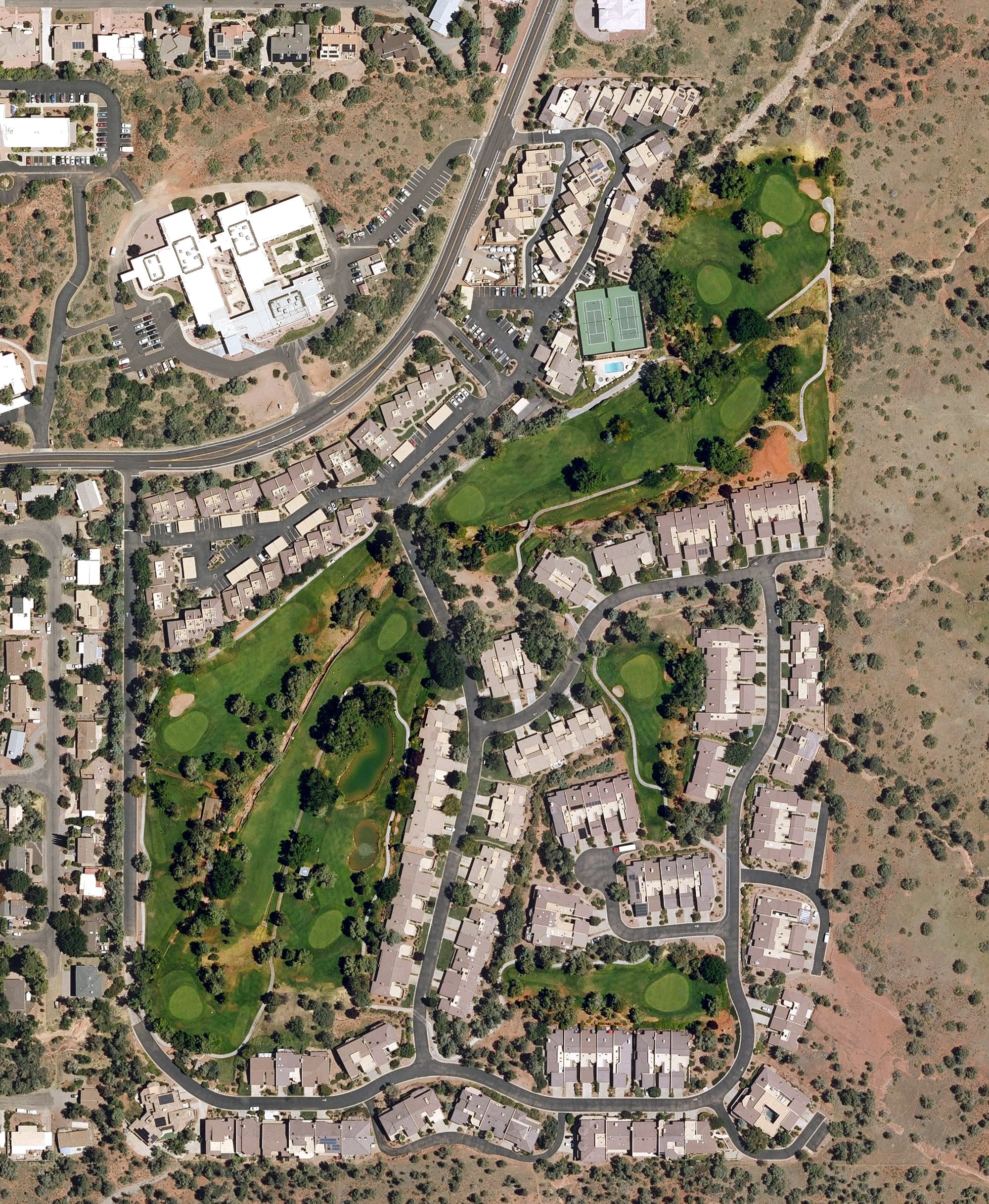 Aerial view of Canyon Mesa Country Club, AZ, with its hole routing marked