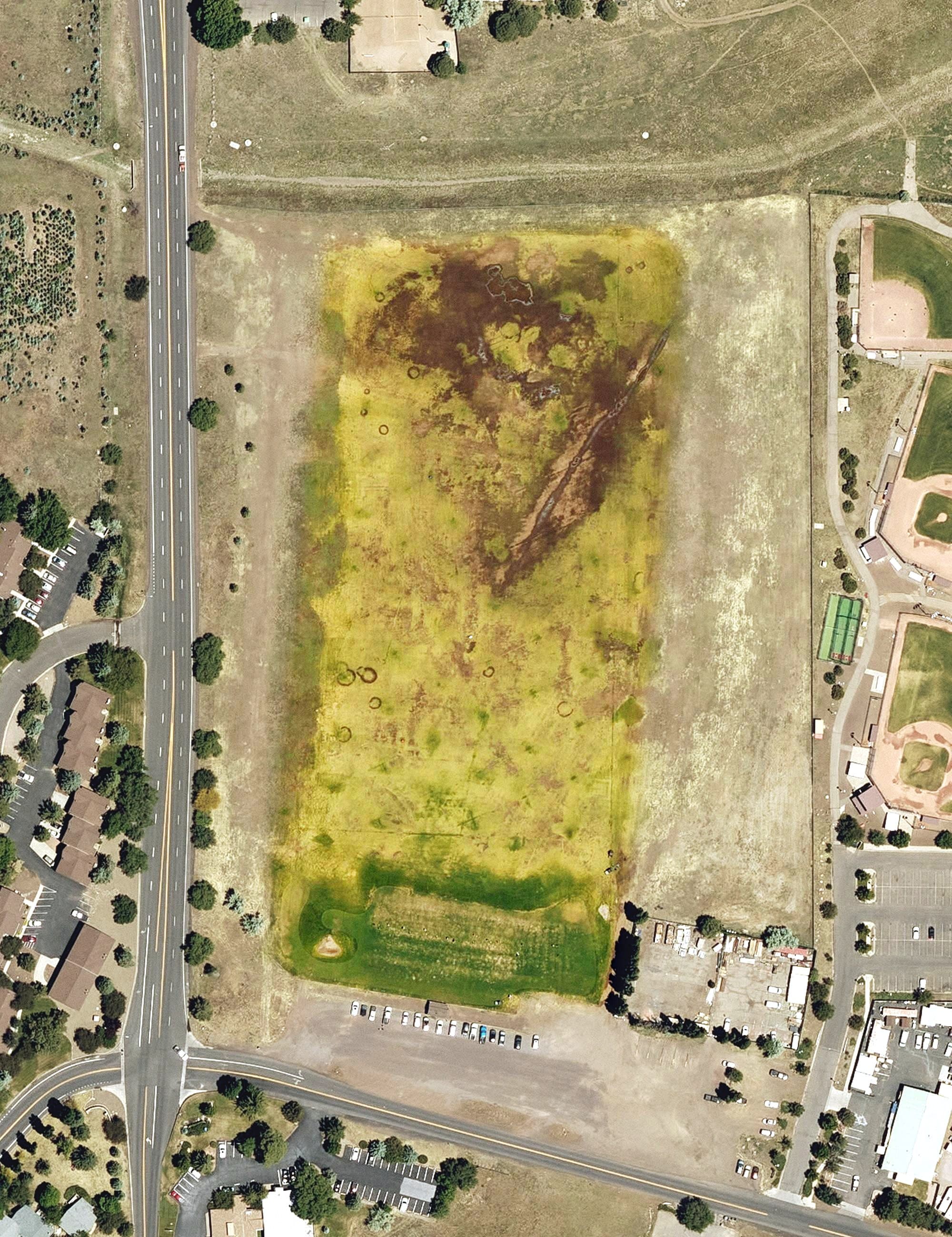Aerial view of Continental Driving Range, AZ, with its hole routing marked