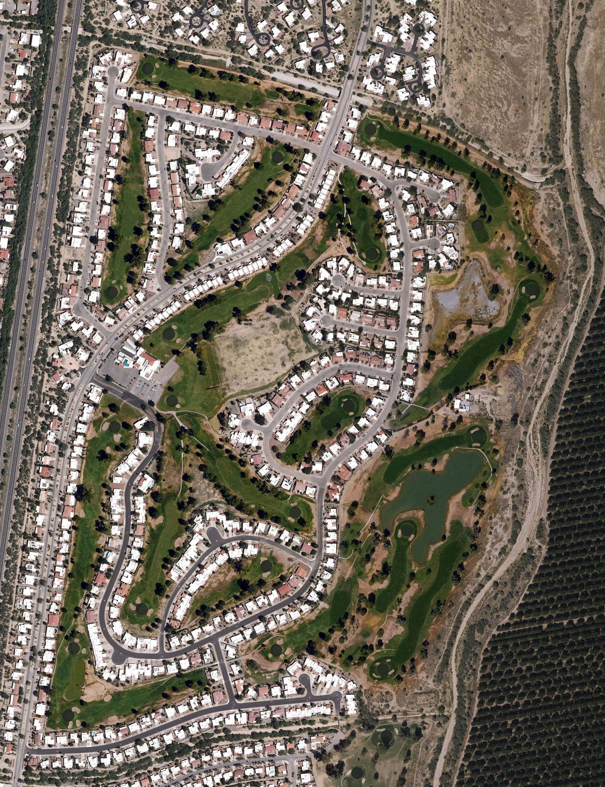 Aerial view of Country Club of Green Valley, AZ, with its hole routing marked