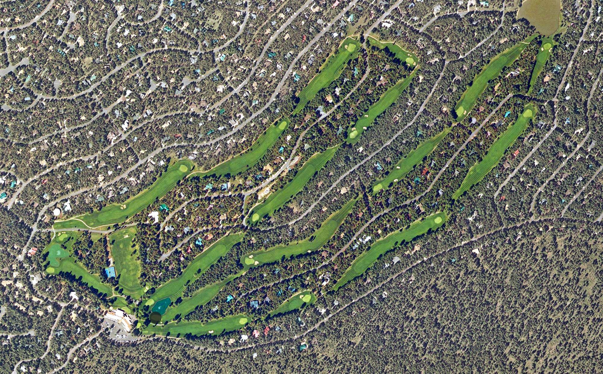 Aerial view of Pinetop Country Club, AZ, with its hole routing marked