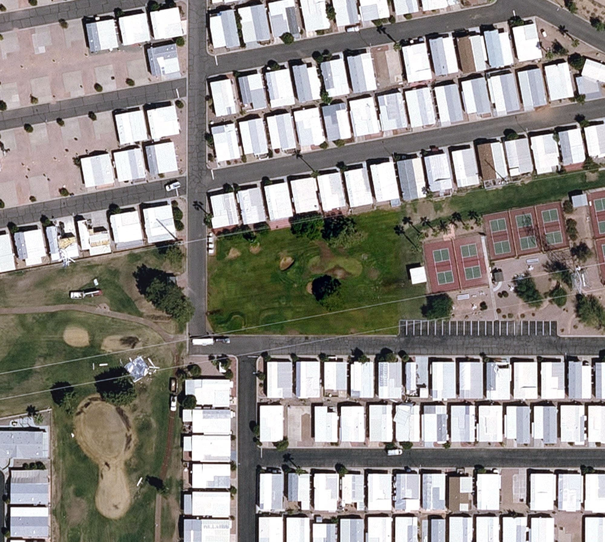 Aerial view of Putting Greens, AZ, with its hole routing marked