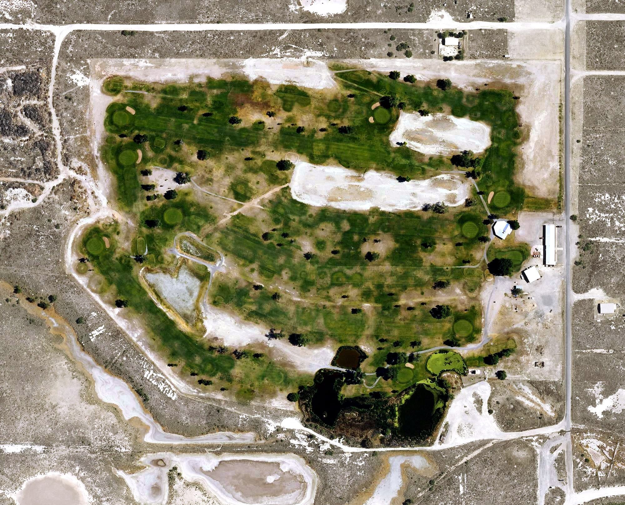 Aerial view of Twin Lakes Municipal Golf Course, AZ, with its hole routing marked
