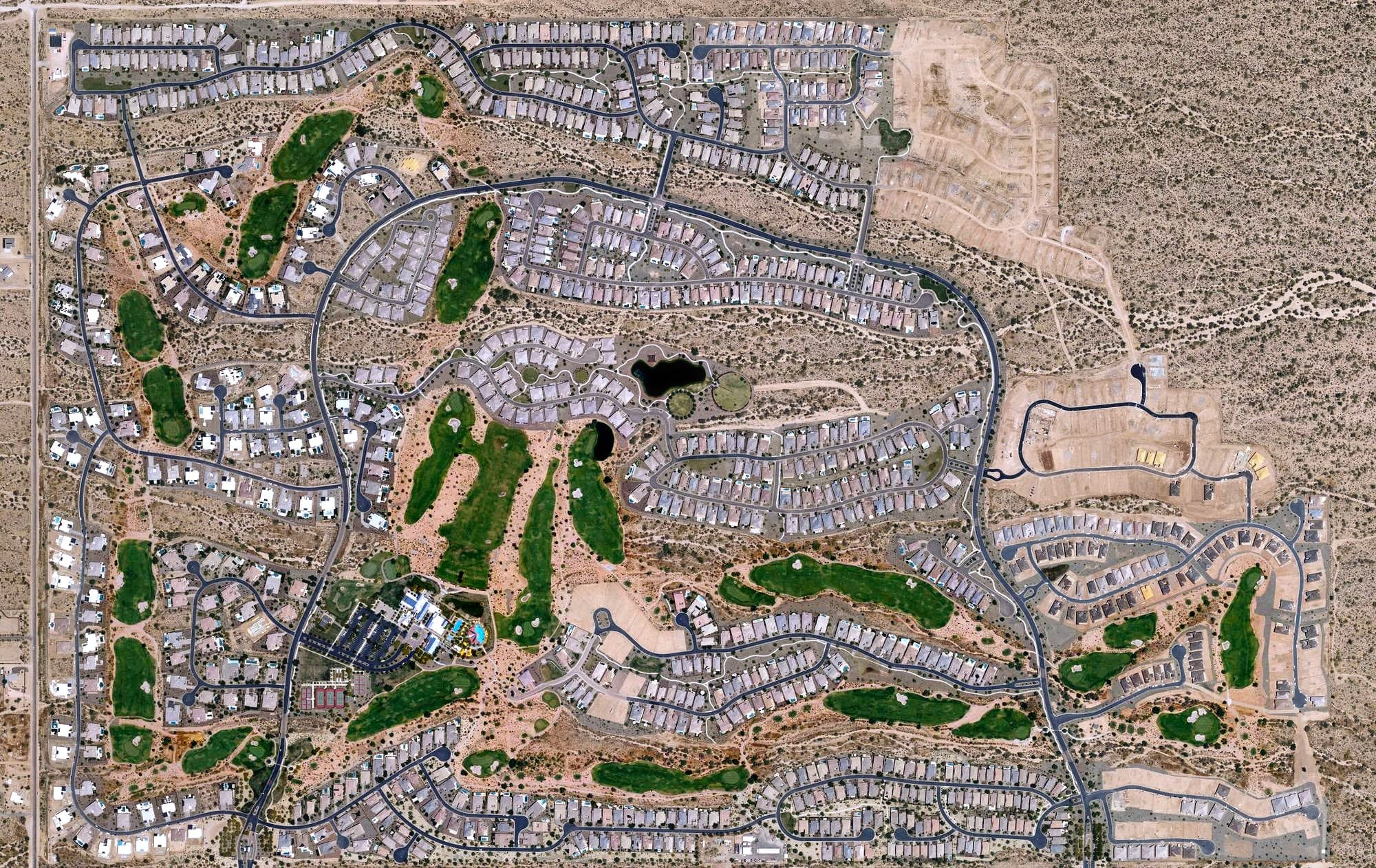Aerial view of Verde River Golf and Social Club, AZ, with its hole routing marked