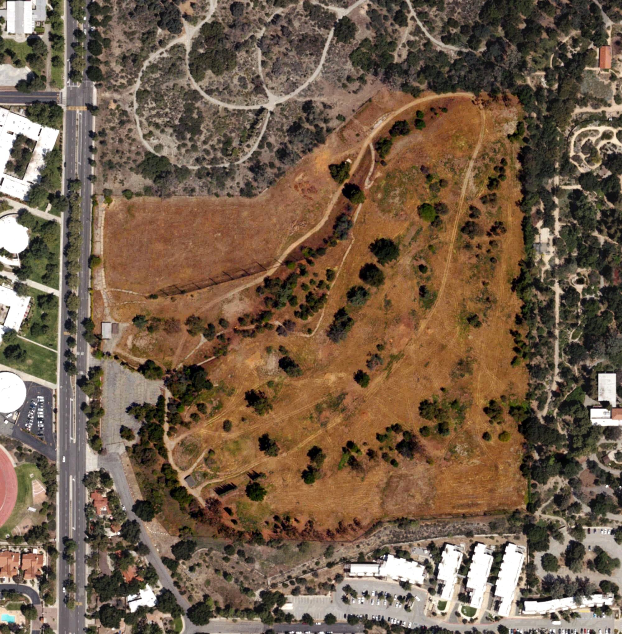 Aerial view of Claremont Golf Course, CA, with its hole routing marked