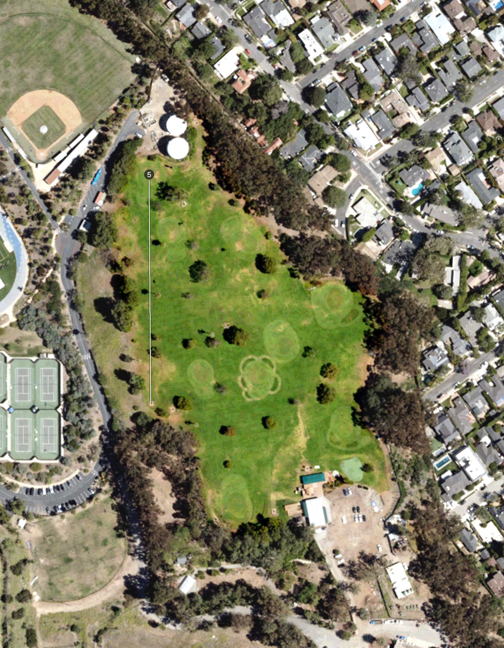 Aerial view of Heroes Golf Course, CA, with its hole routing marked
