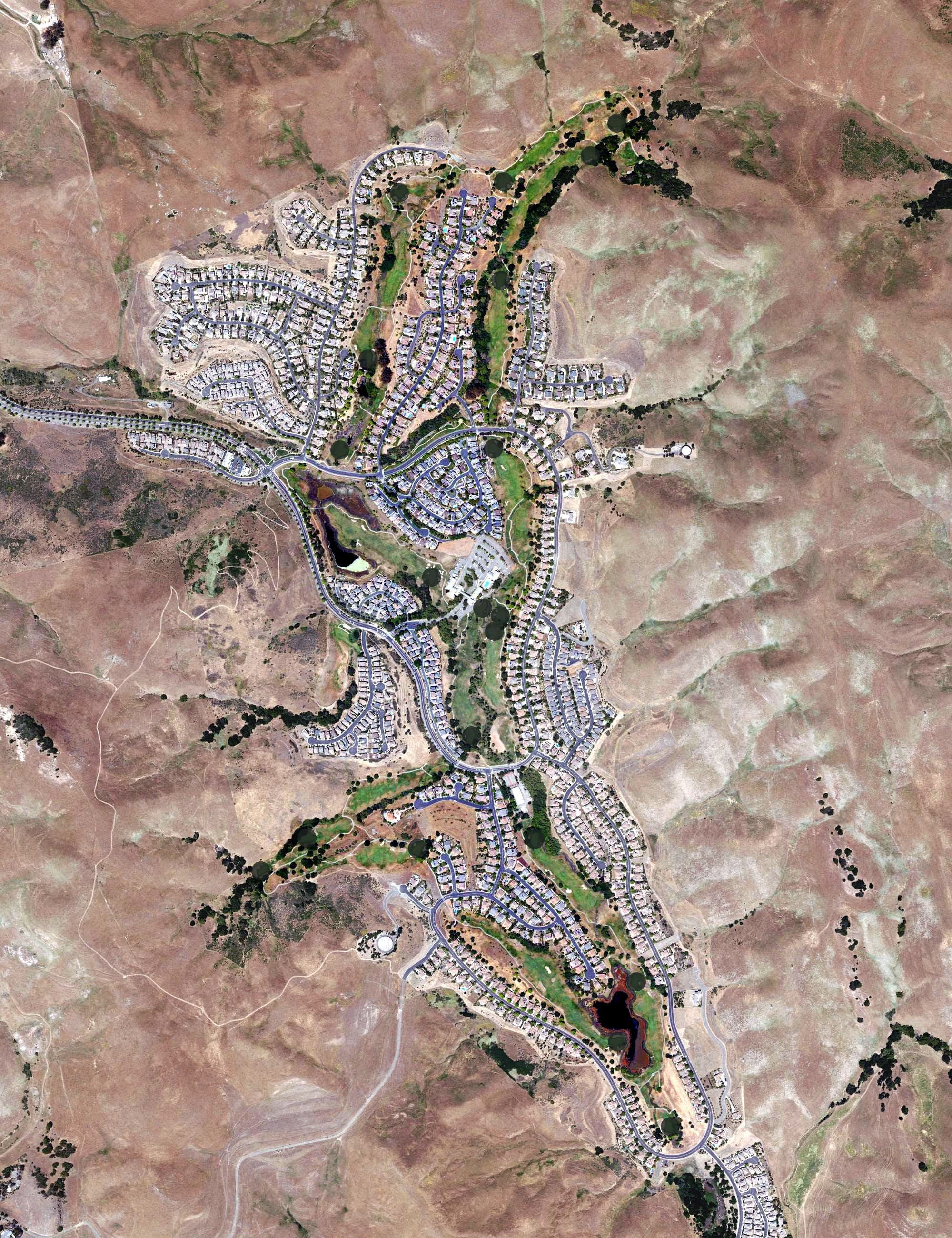 Aerial view of Hiddenbrooke Golf Course, CA, with its hole routing marked