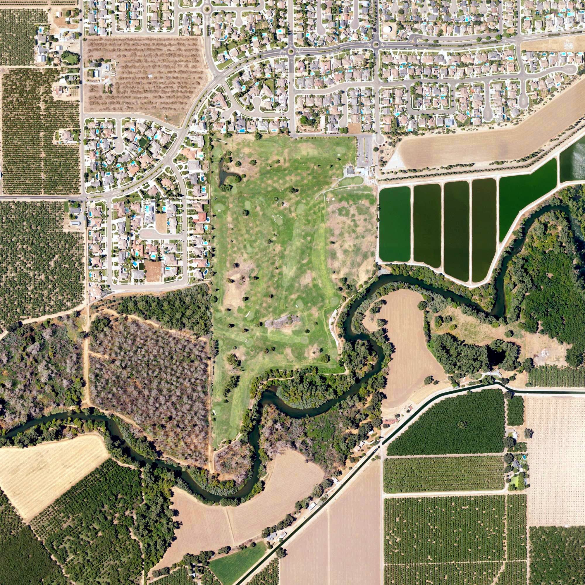 Aerial view of Jack Tone Golf, CA, with its hole routing marked