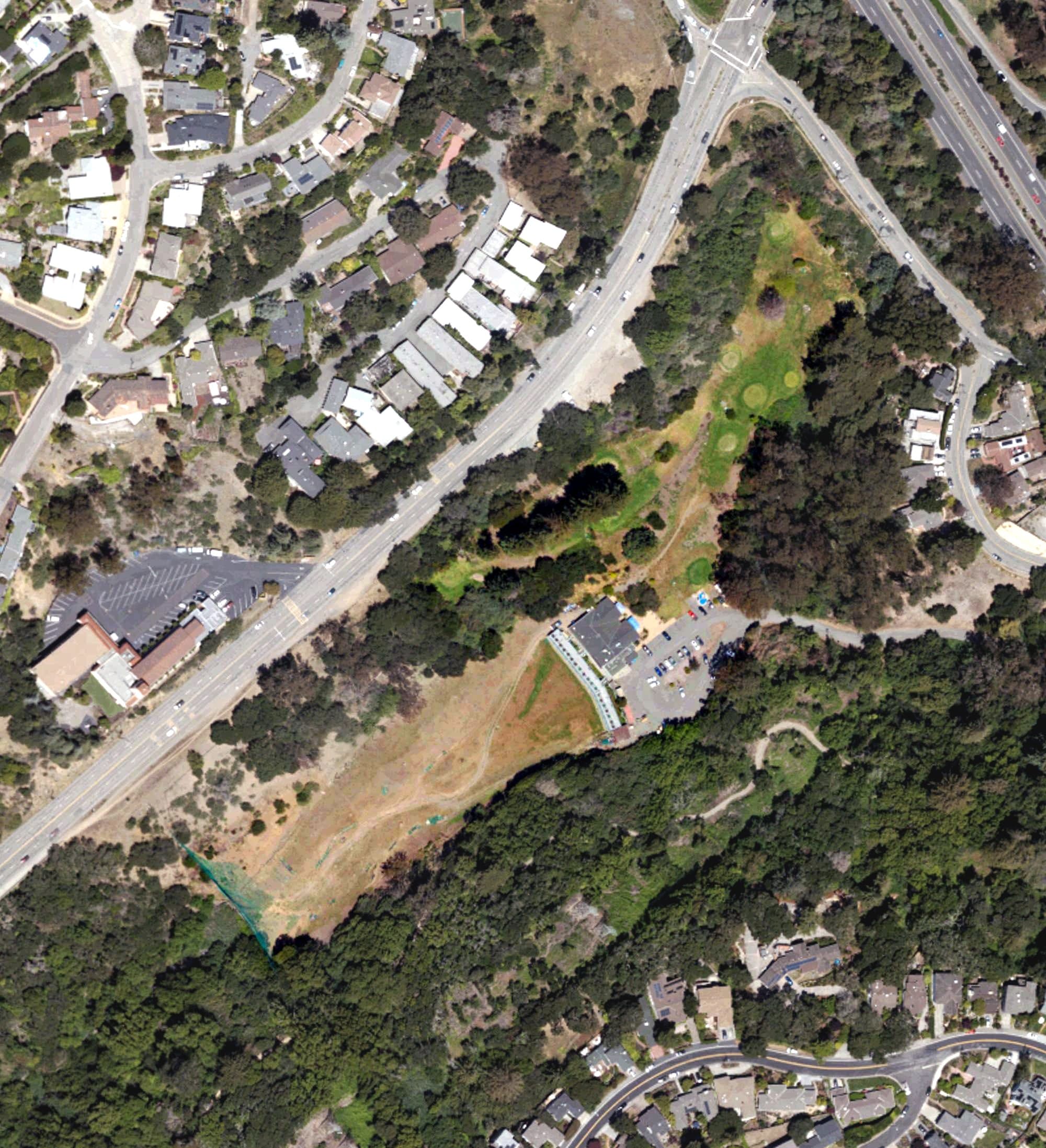 Aerial view of Montclair Golf Course, CA, with its hole routing marked