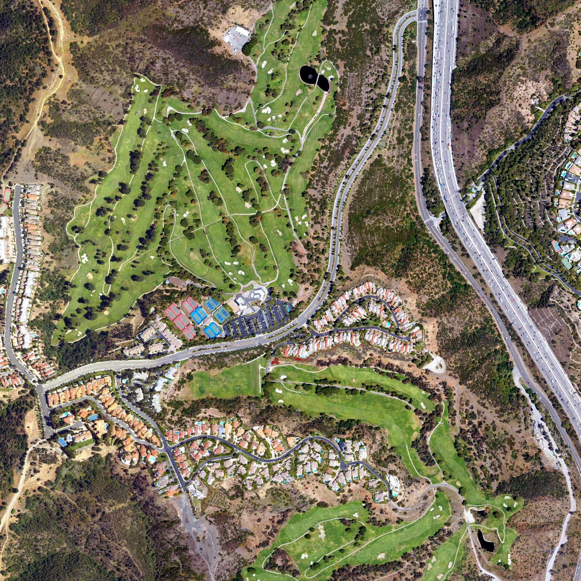 Aerial view of MountainGate Country Club, CA, with its hole routing marked
