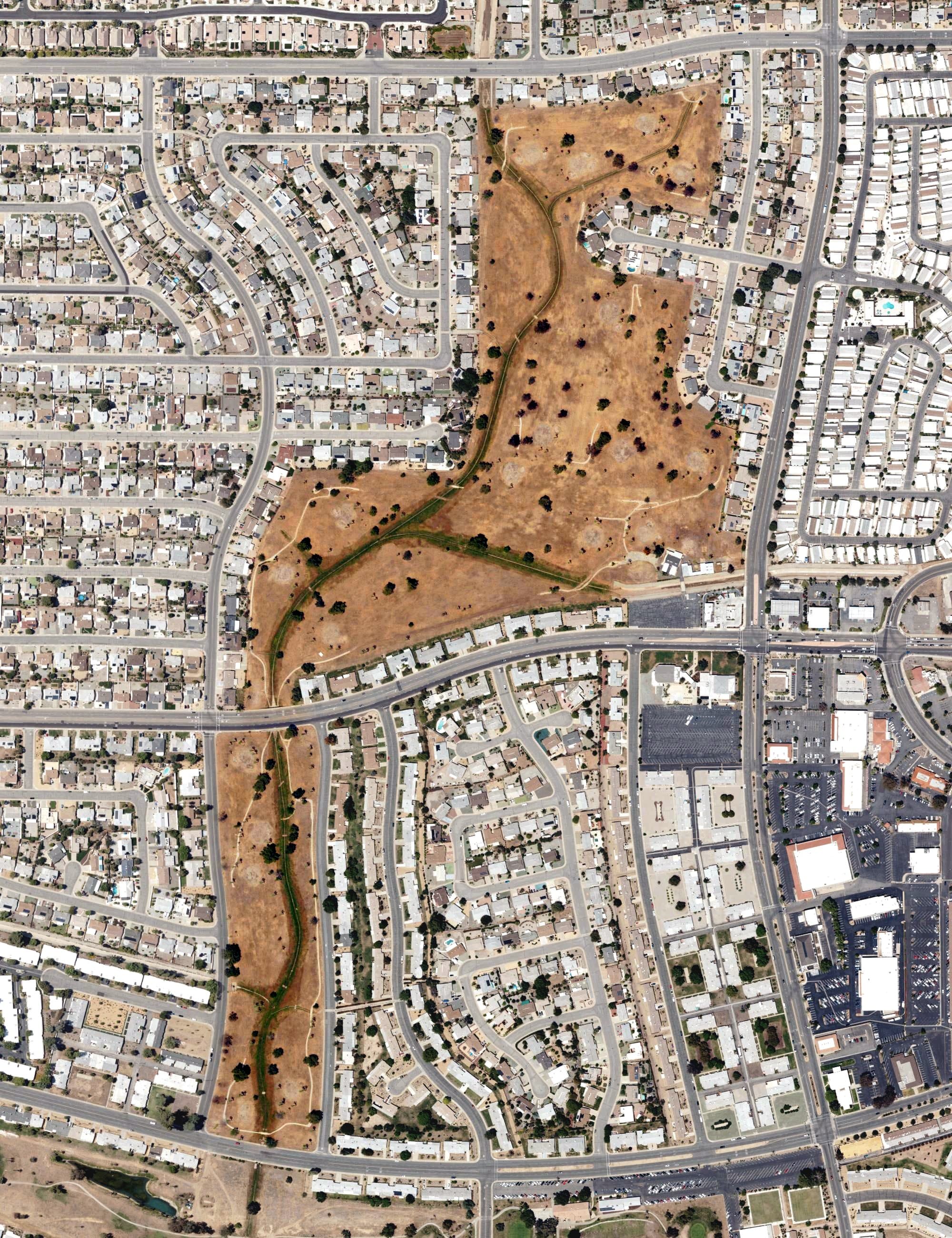 Aerial view of North Golf Course, CA, with its hole routing marked