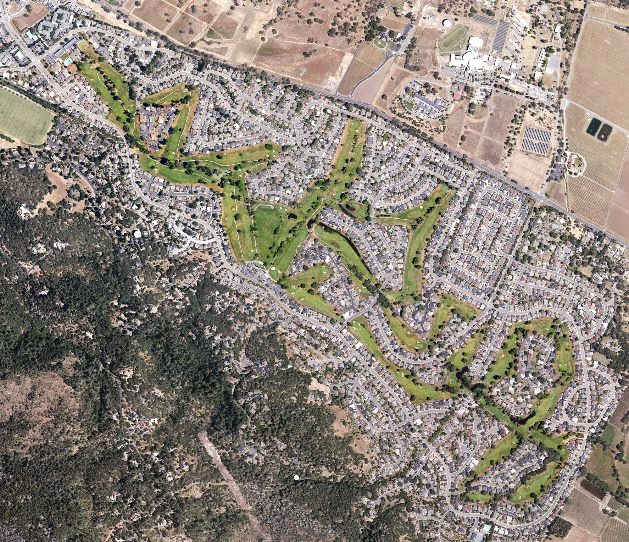 Aerial view of Oakmont Golf Club, CA, with its hole routing marked