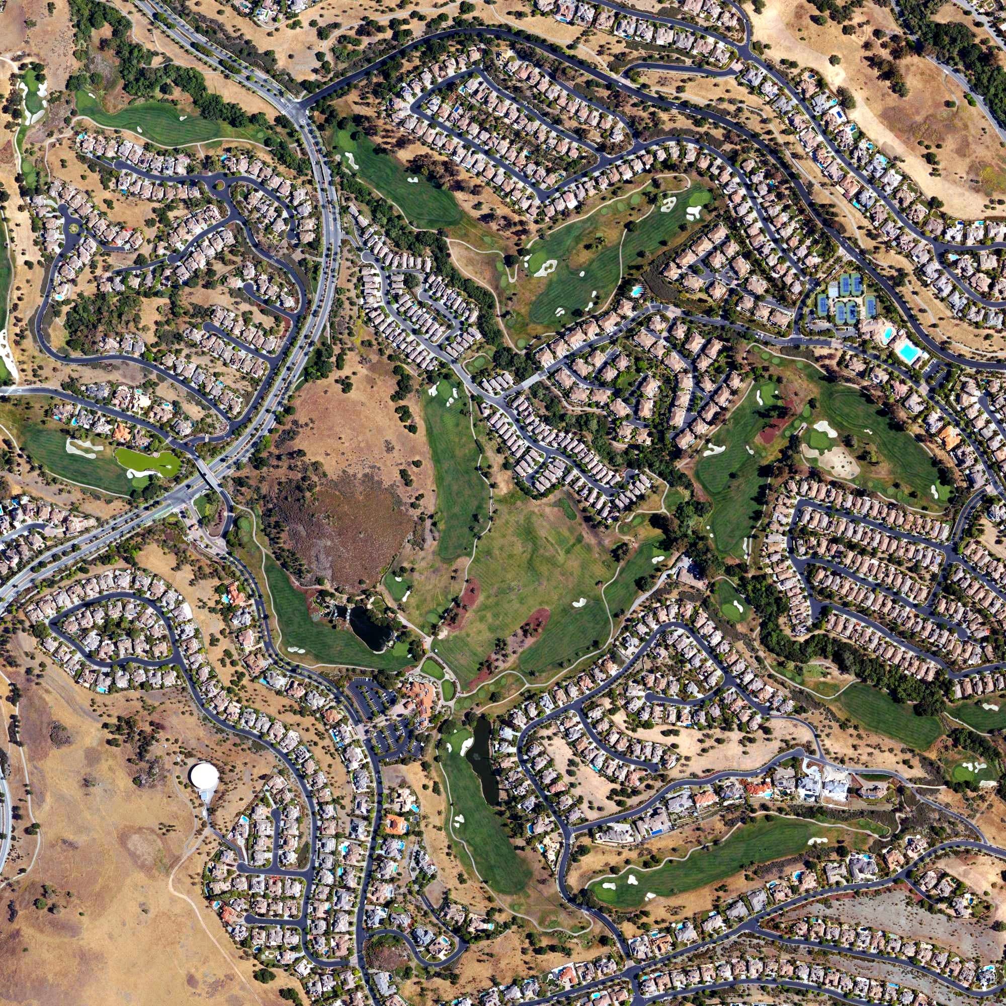 Aerial view of Silver Creek Valley Country Club, CA, with its hole routing marked