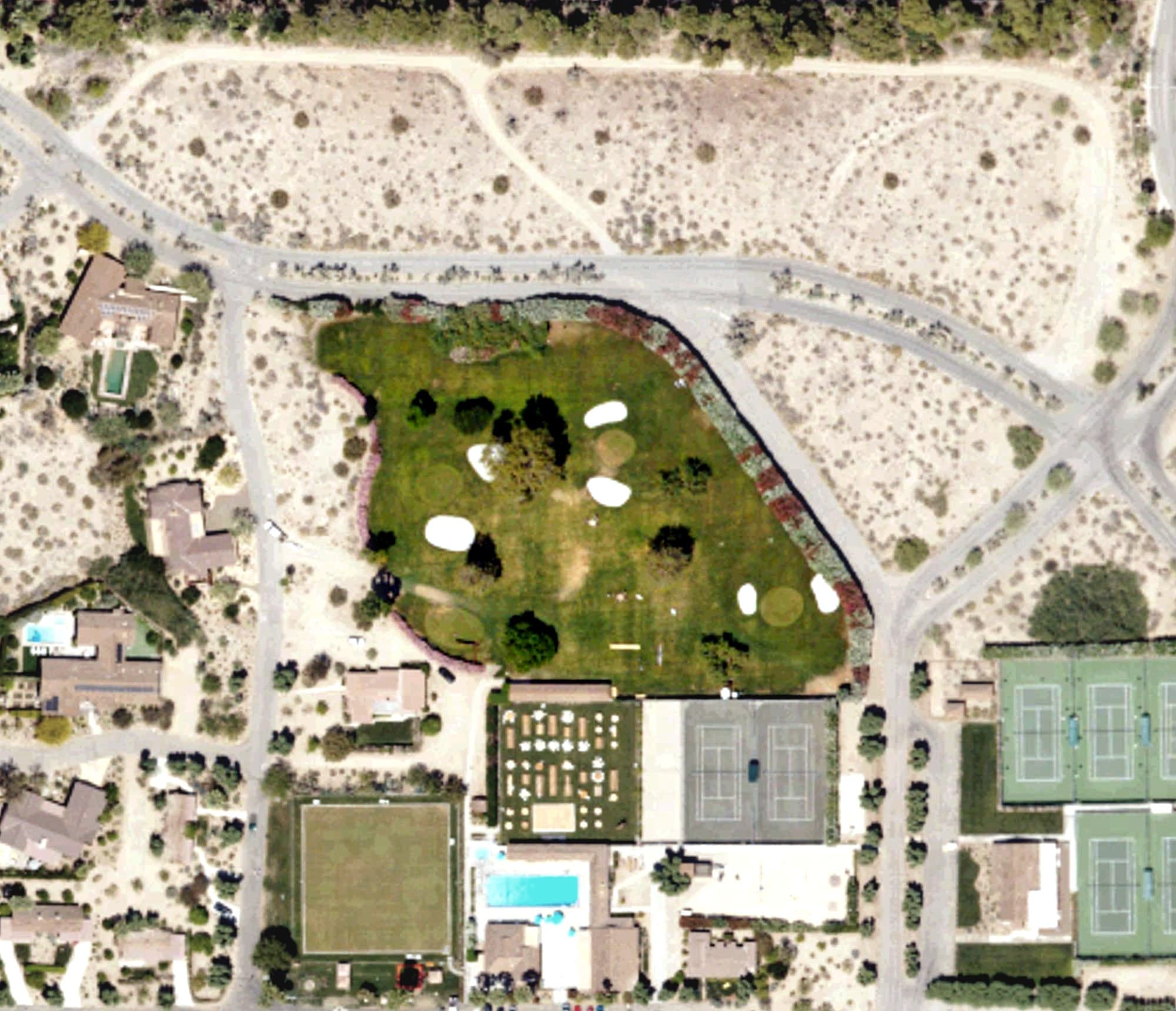 Aerial view of Smoke Tree Ranch Pitch & Putt, CA, with its hole routing marked