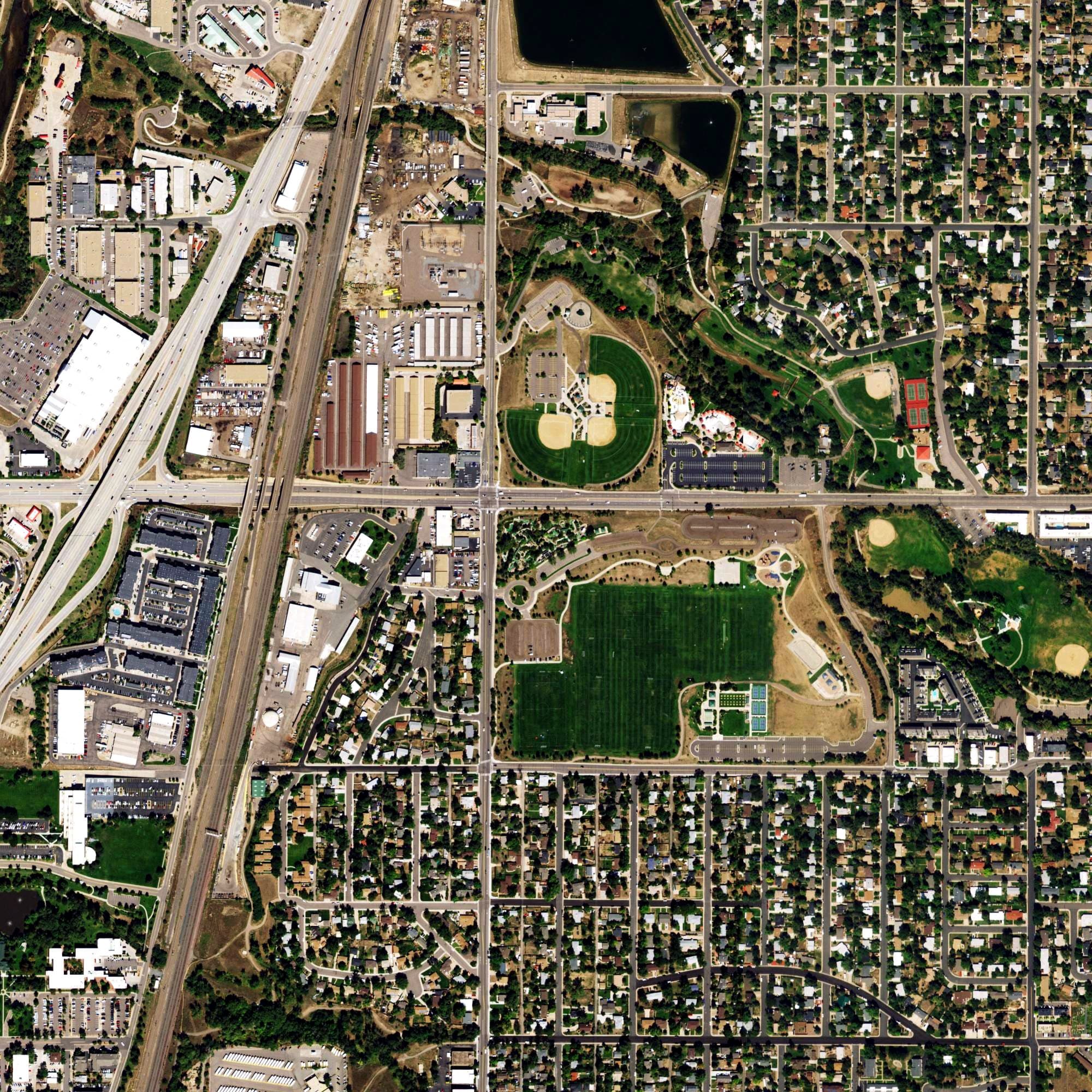 Aerial view of Colorado Journey Mini Golf, CO, with its hole routing marked