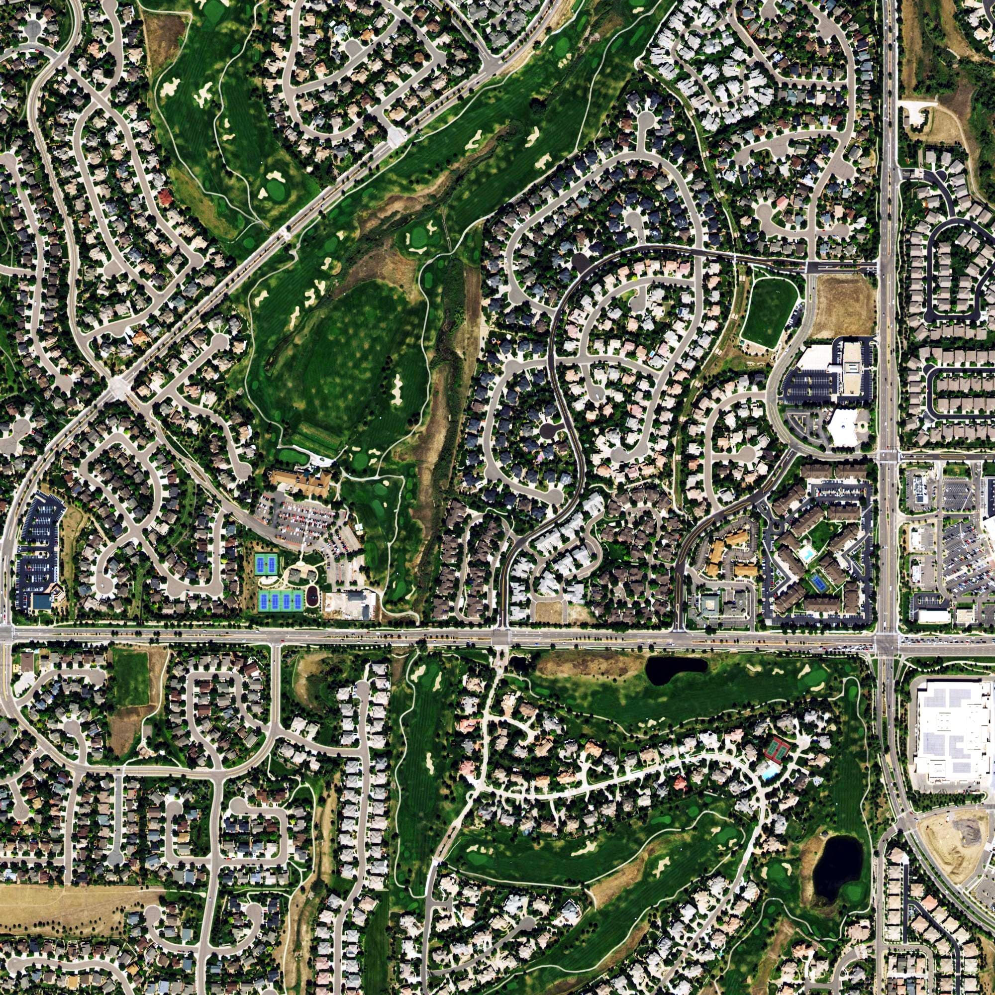 Aerial view of Lone Tree Golf Club, CO, with its hole routing marked