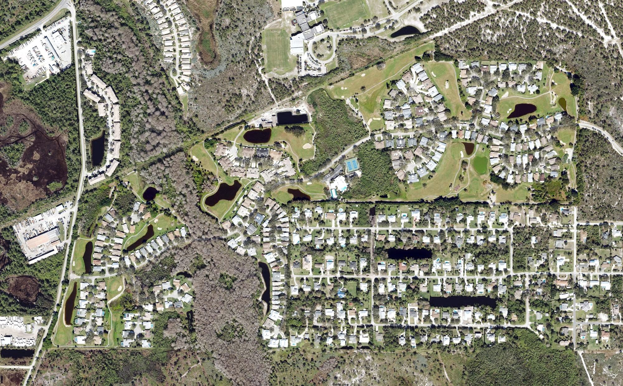 Aerial view of Eaglewood Golf Course, FL, with its hole routing marked