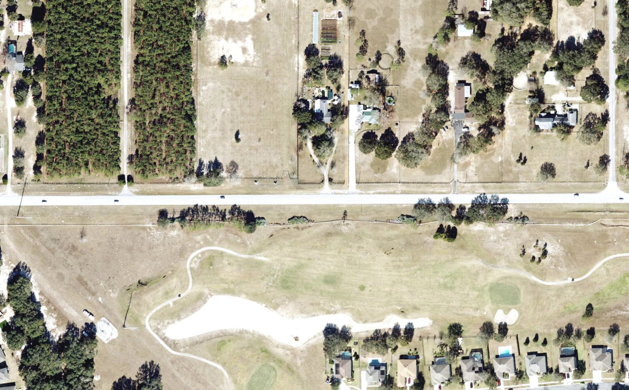 Aerial view of East Lake Community Church, FL, with its hole routing marked