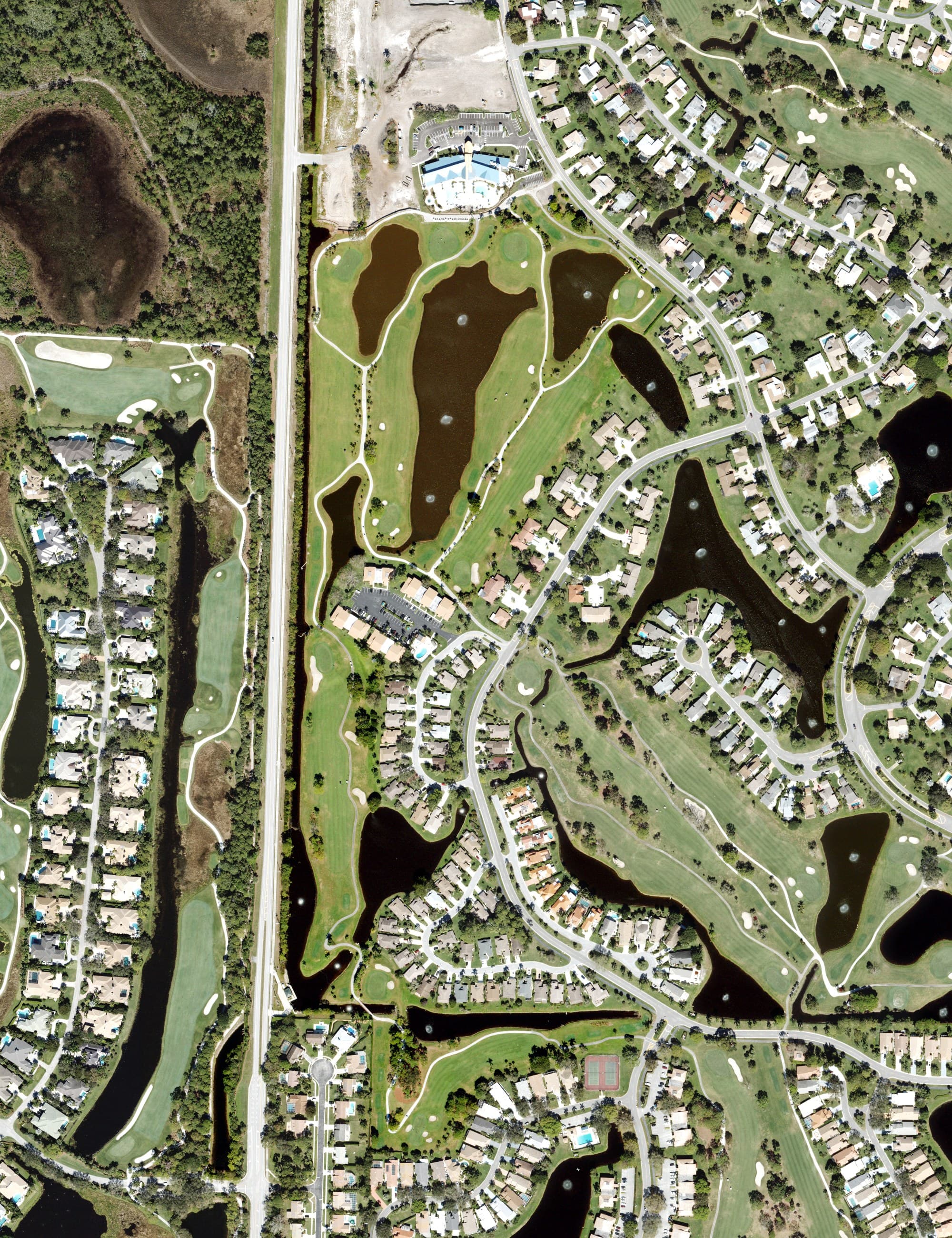 Aerial view of Eastpointe Country Club, FL, with its hole routing marked