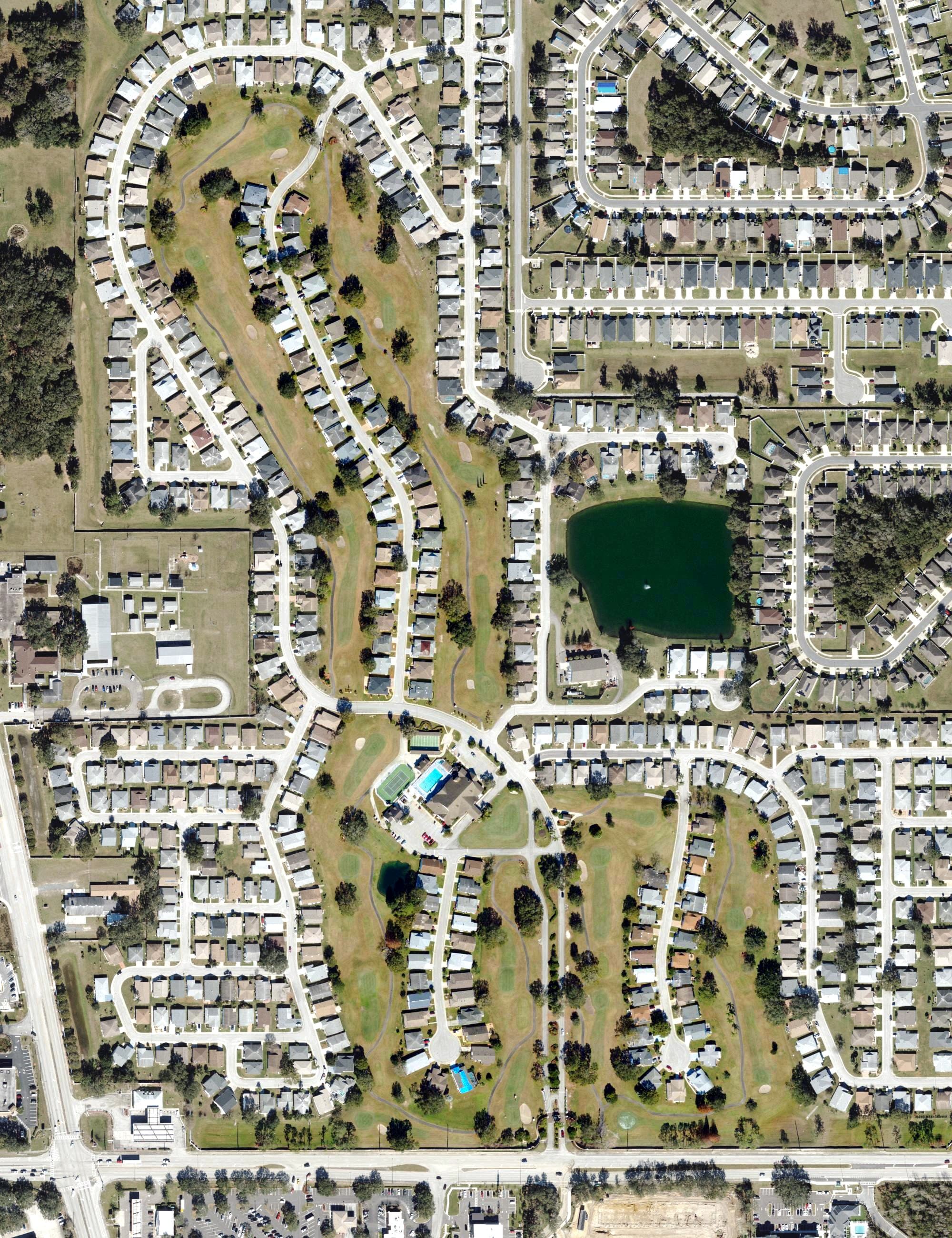 Aerial view of Highland Fairways Golf Club, FL, with its hole routing marked
