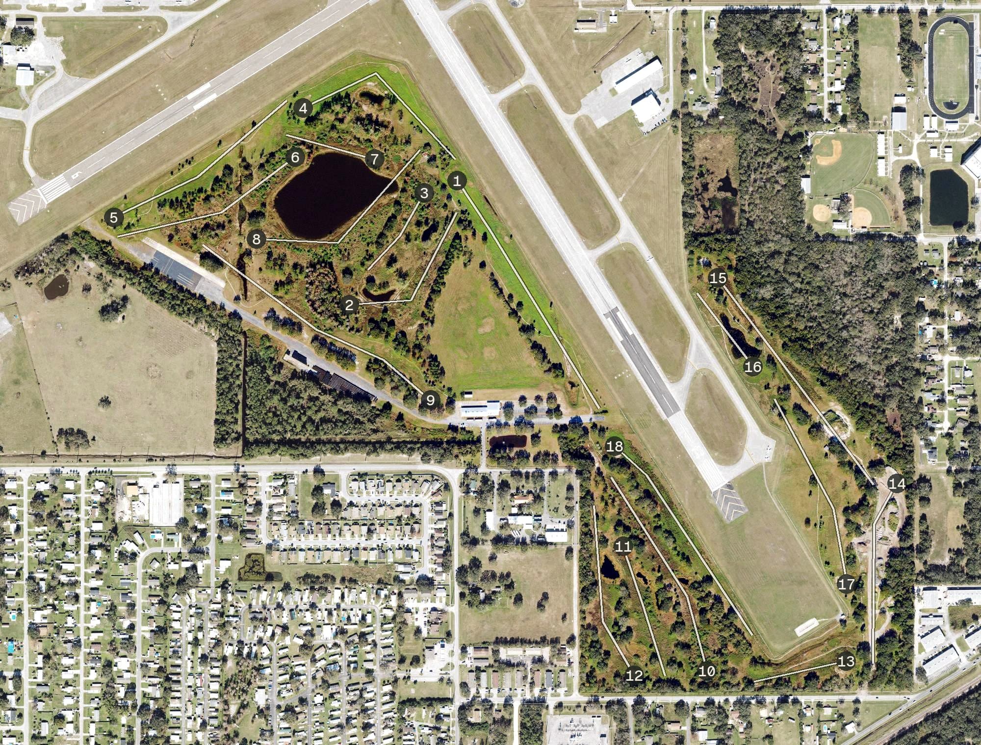 Aerial view of Kissimmee Golf Club, FL, FL, with its hole routing marked