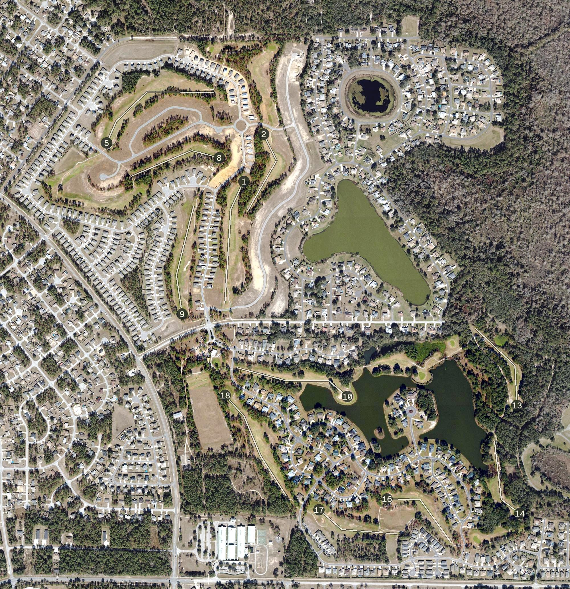Aerial view of Lake Diamond Golf and Country Club, FL, with its hole routing marked
